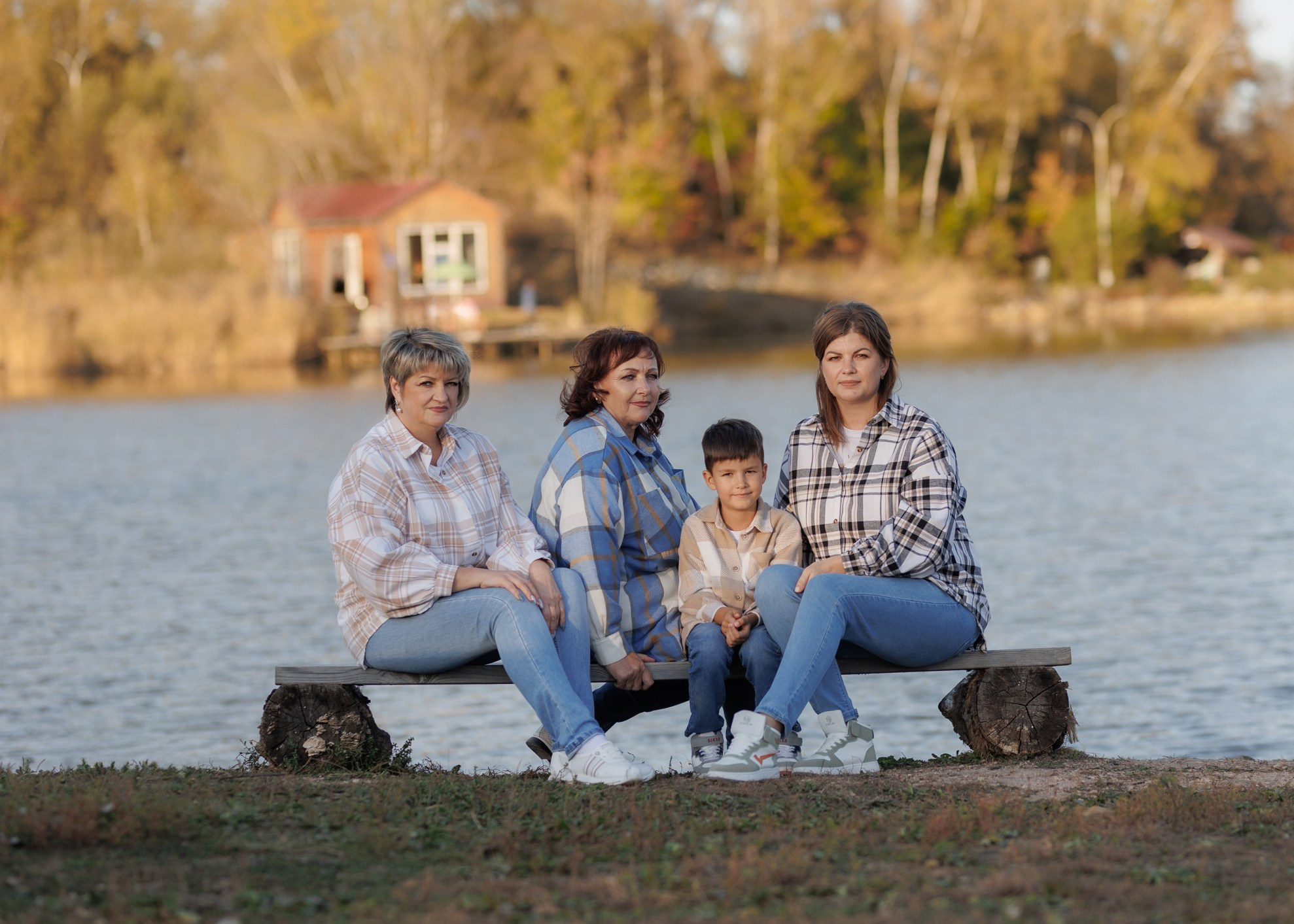 Елена, прогулка в парке Озера. Фотограф женского портрета, беременности и материнства Харькова Елена