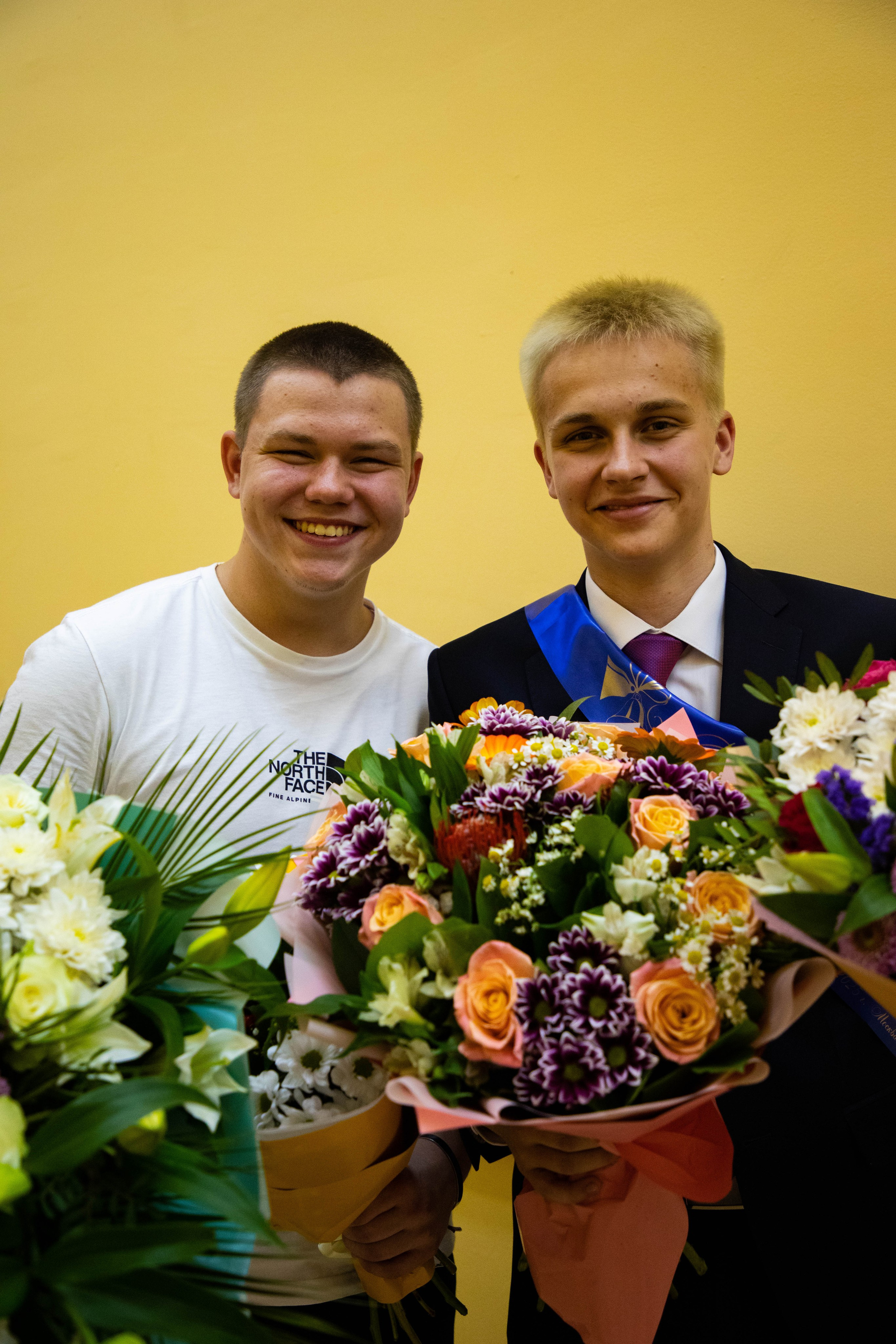 Вручение аттестатов. Репортажный фотограф Виктория Чорба