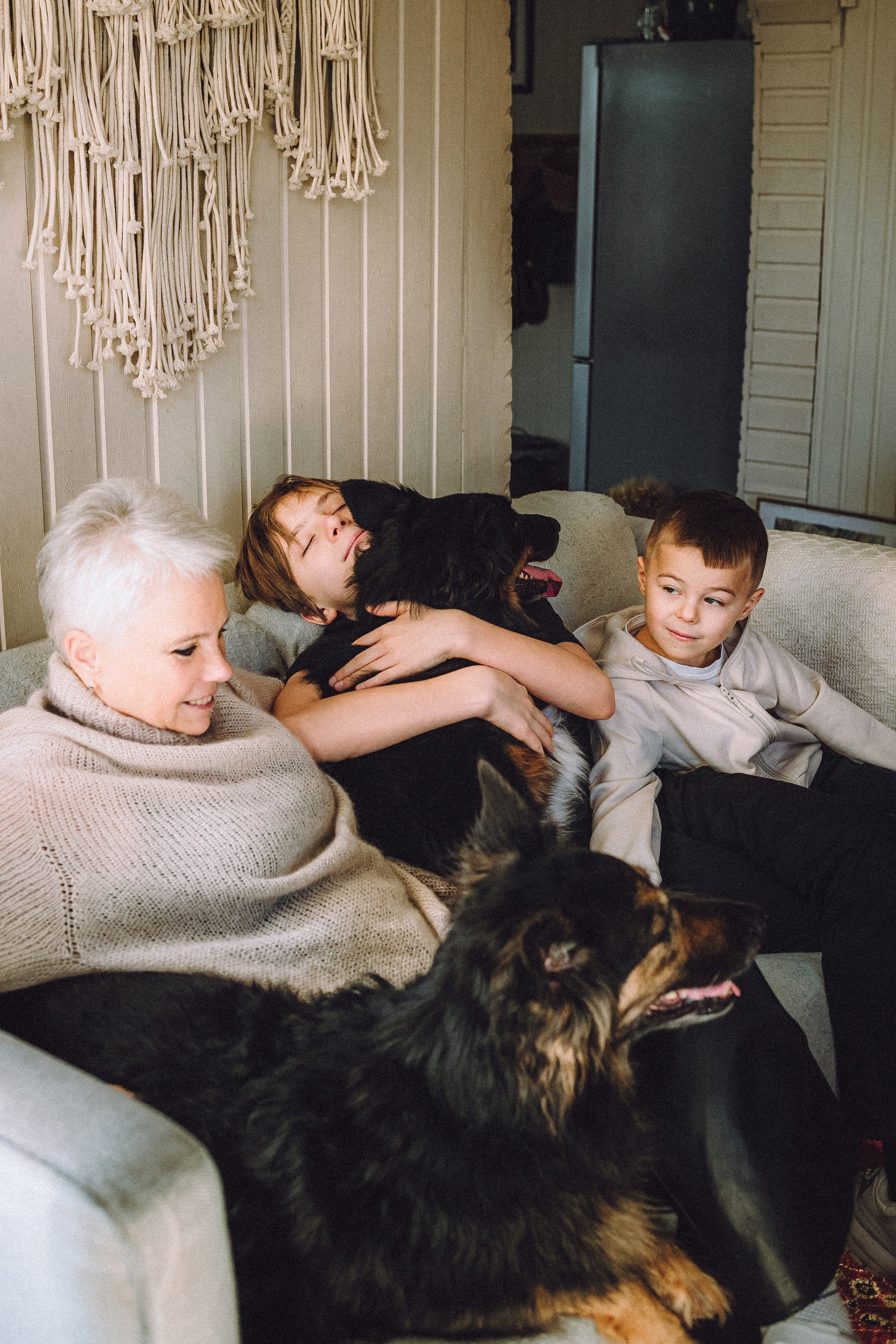 Плюш, Айса и их семья