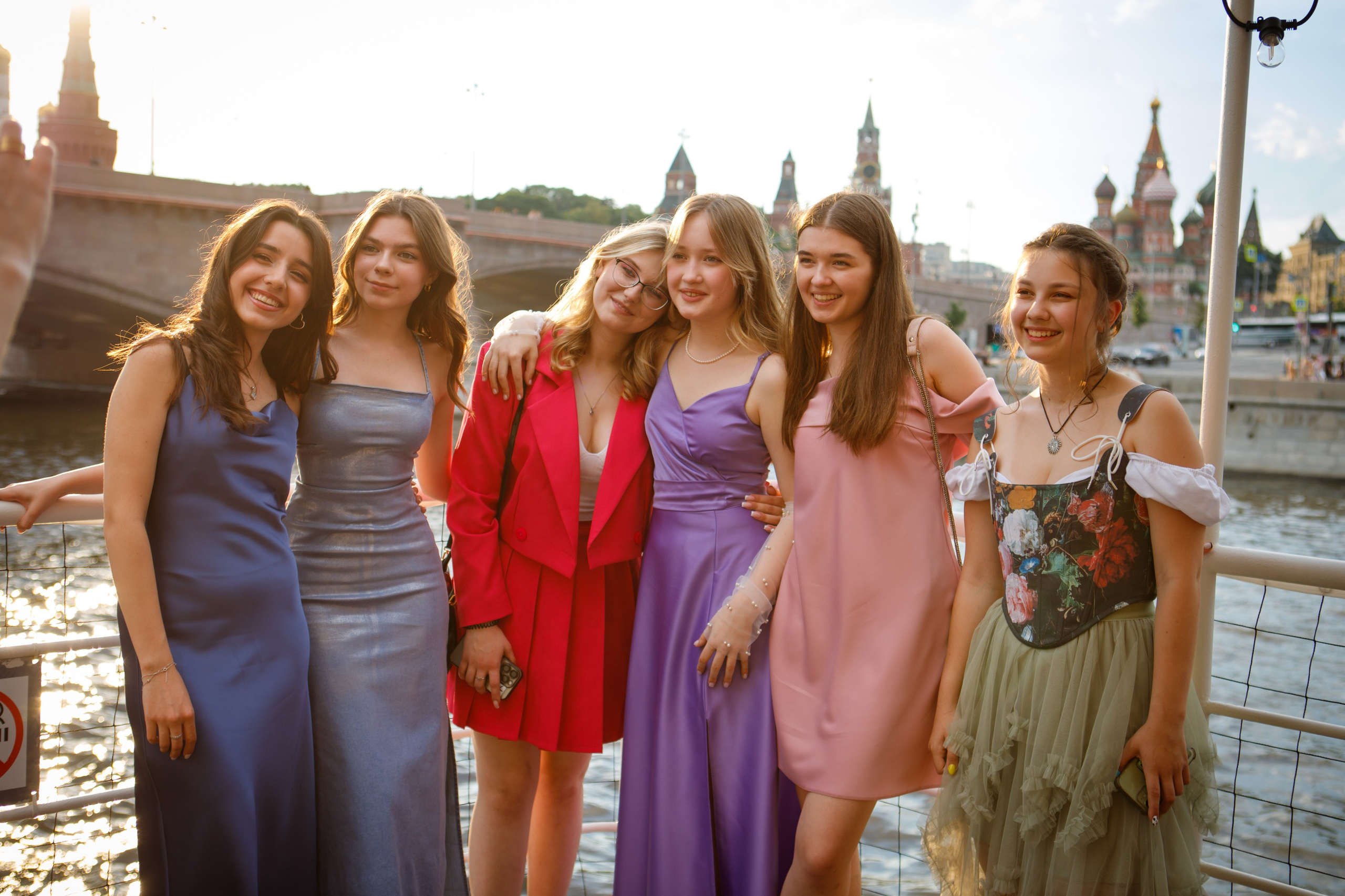 9 класс / Гимназия № 1558 имени Росалии де Кастро / Выпускной. Детский и семейный фотограф Мария Киселёва. Москва