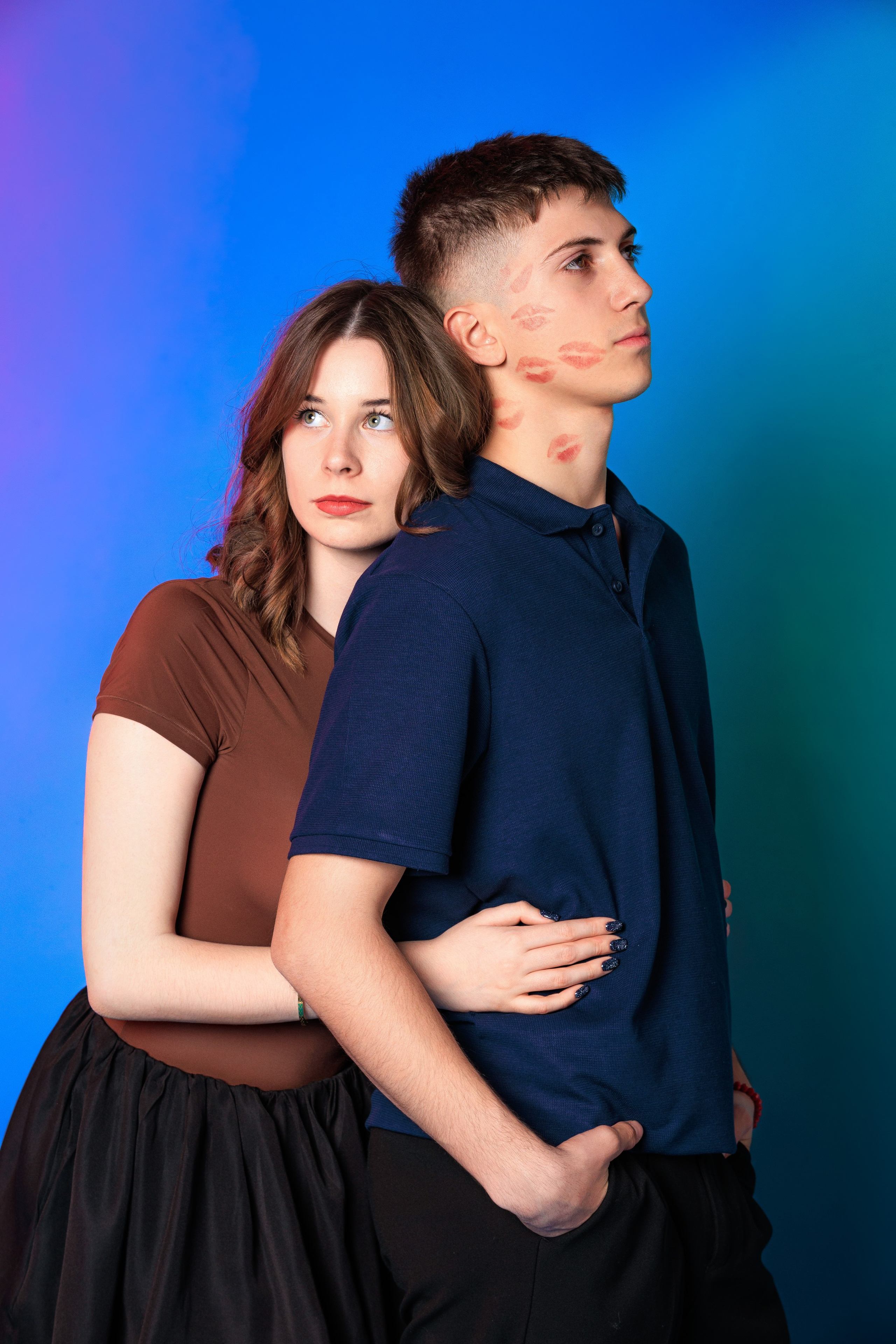 Смотреть фотки в фотостудии. Выпускные альбомы Геленджик, Новороссийск, Краснодар, Туапсе