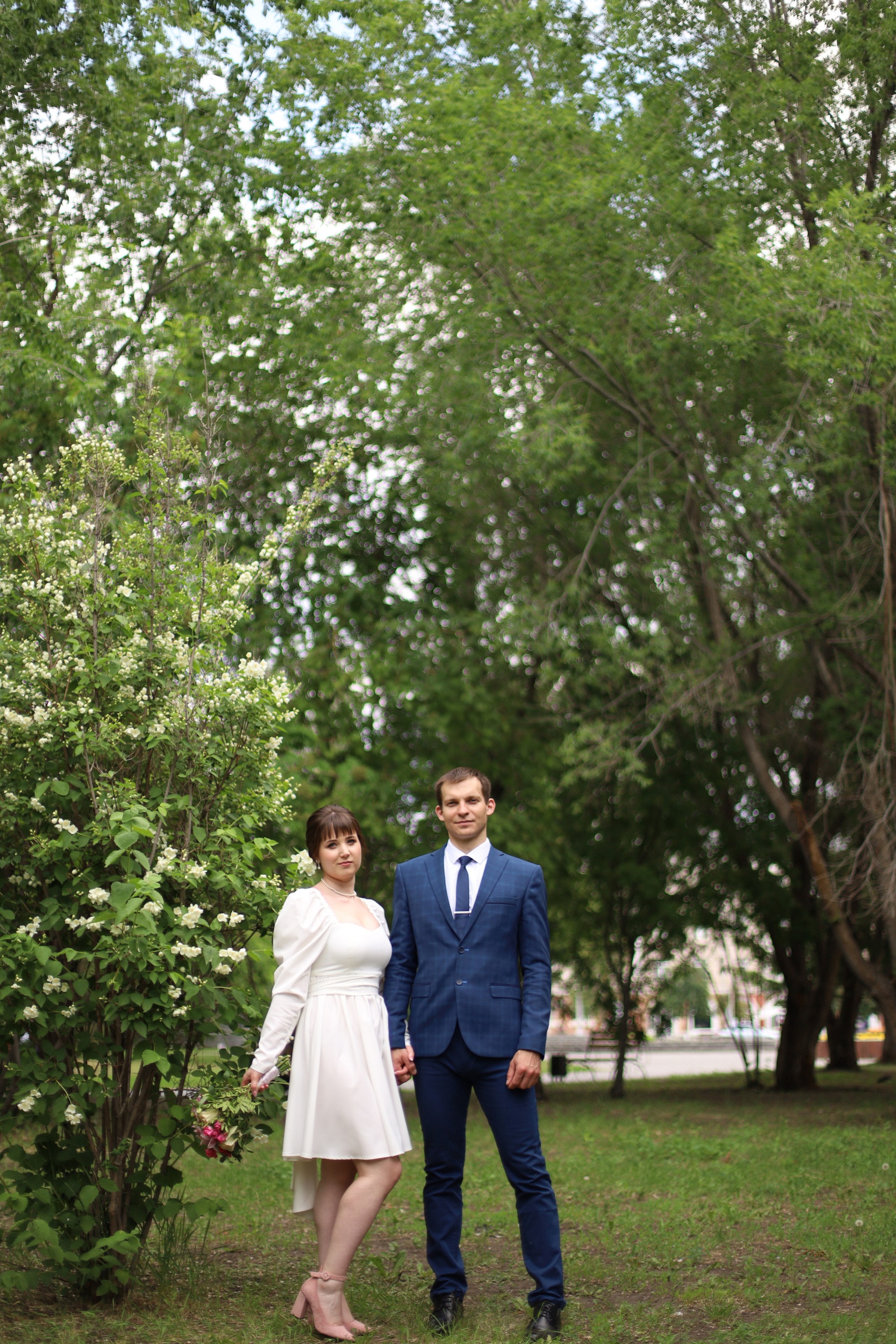 Прогулка молодожёнов. Семейный фотограф в Кургане