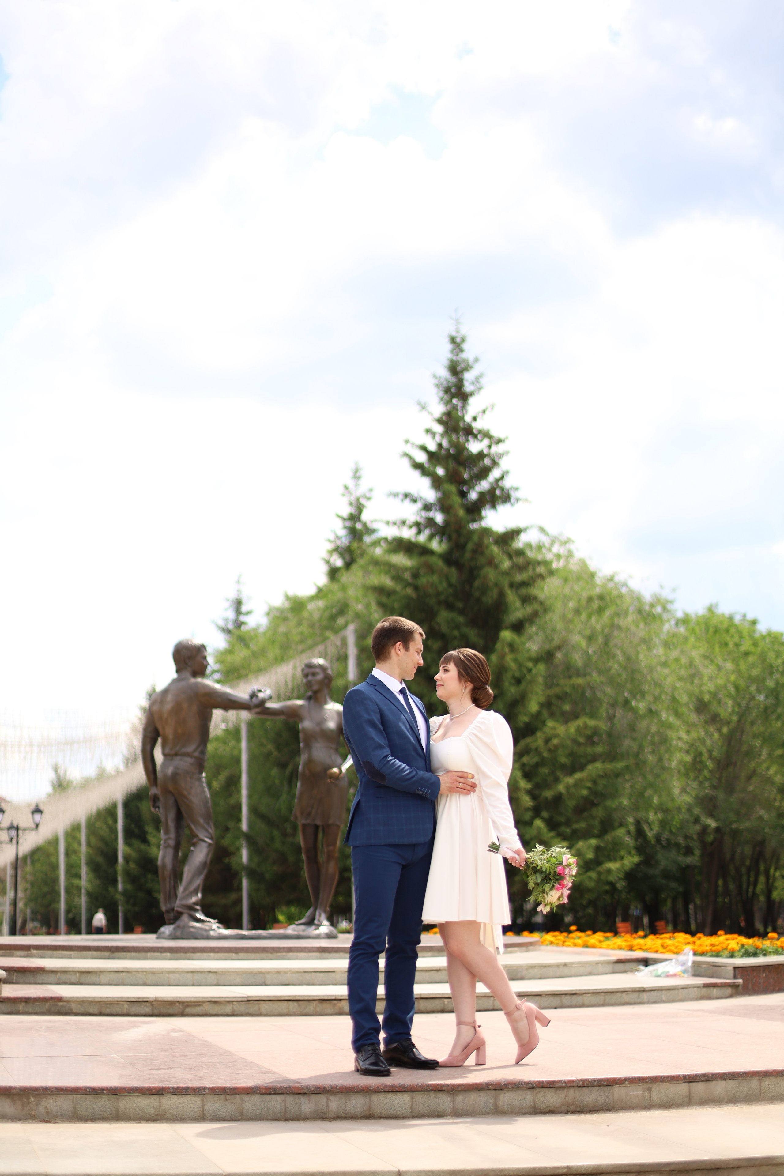 Прогулка молодожёнов. Семейный фотограф в Кургане