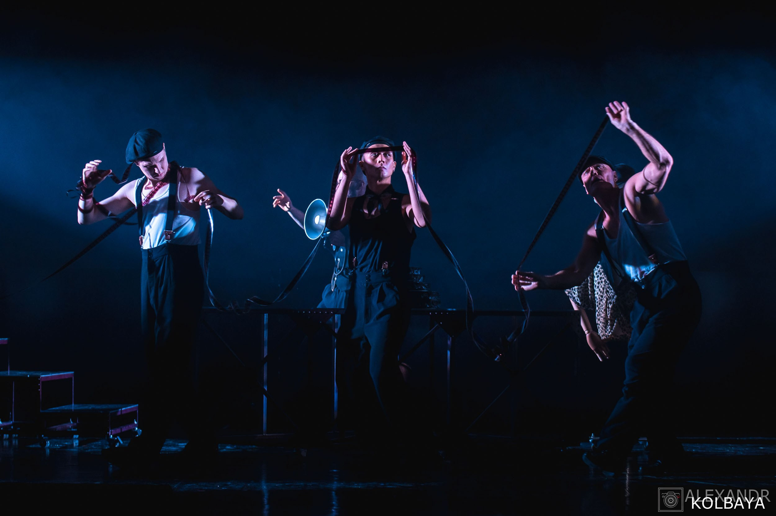 Фотографии со спектакля «Привет, я тетя Чарли». Концертный и театральный репортажный фотограф в Москве Александр Колбая