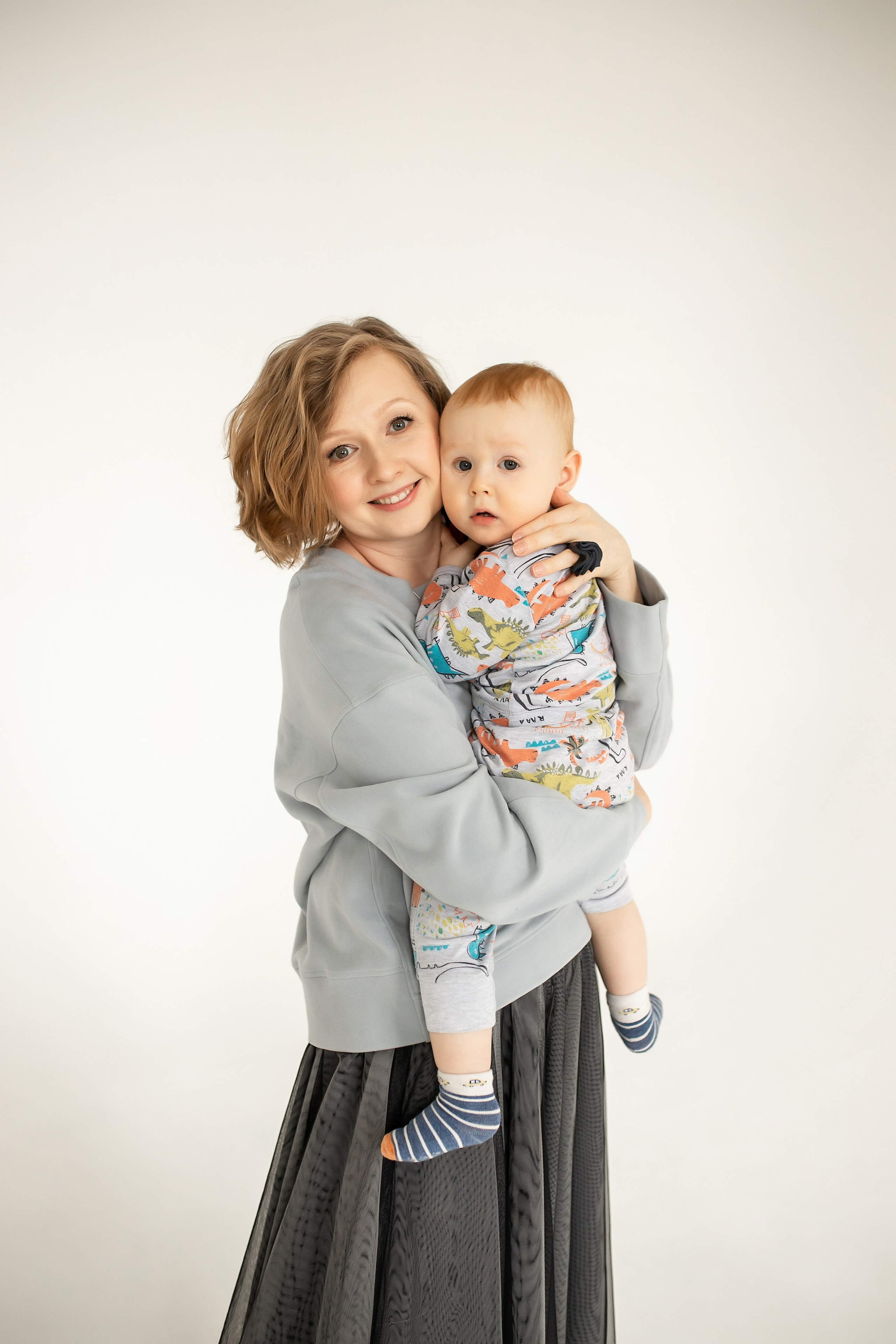 Семейная фотосессия на циклораме с естественным светом. Фотограф в Железнодорожном и Балашихе