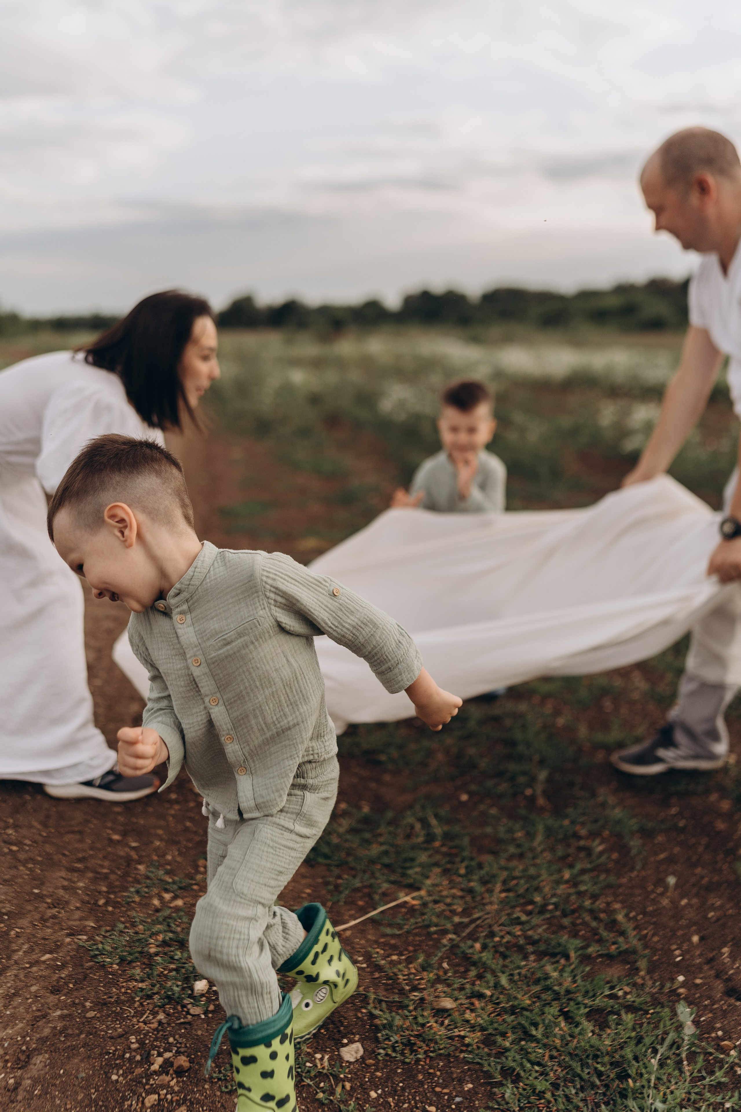 Лето. Ромашки. Семья. Семейный и домашний фотограф в Уфе Ирина Гарасюта