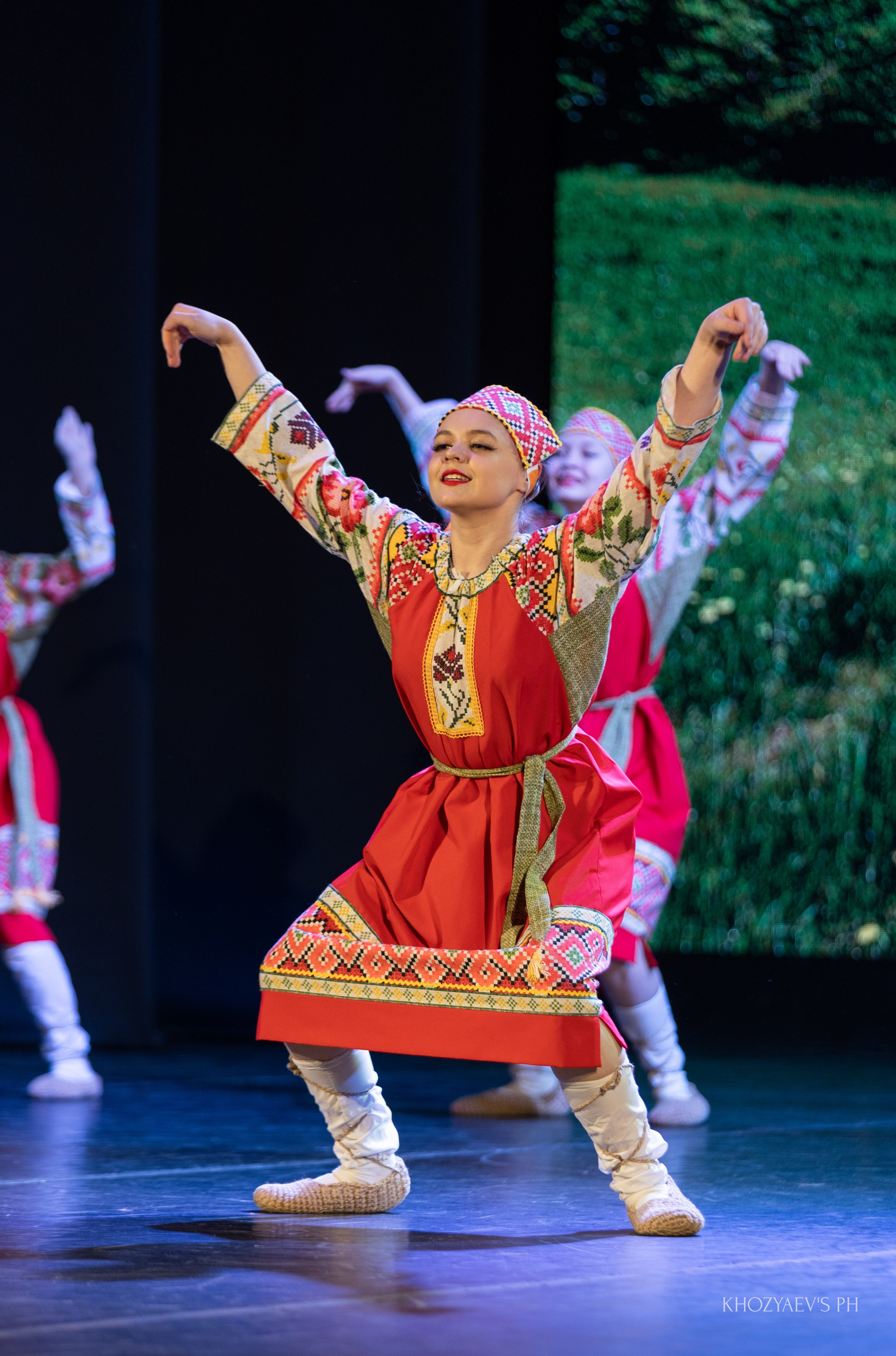Отчетный концерт Ансамбля танца «Вольный Ветер». Фотограф в Нижнем Новгороде, Дзержинске Олеся Хозяева