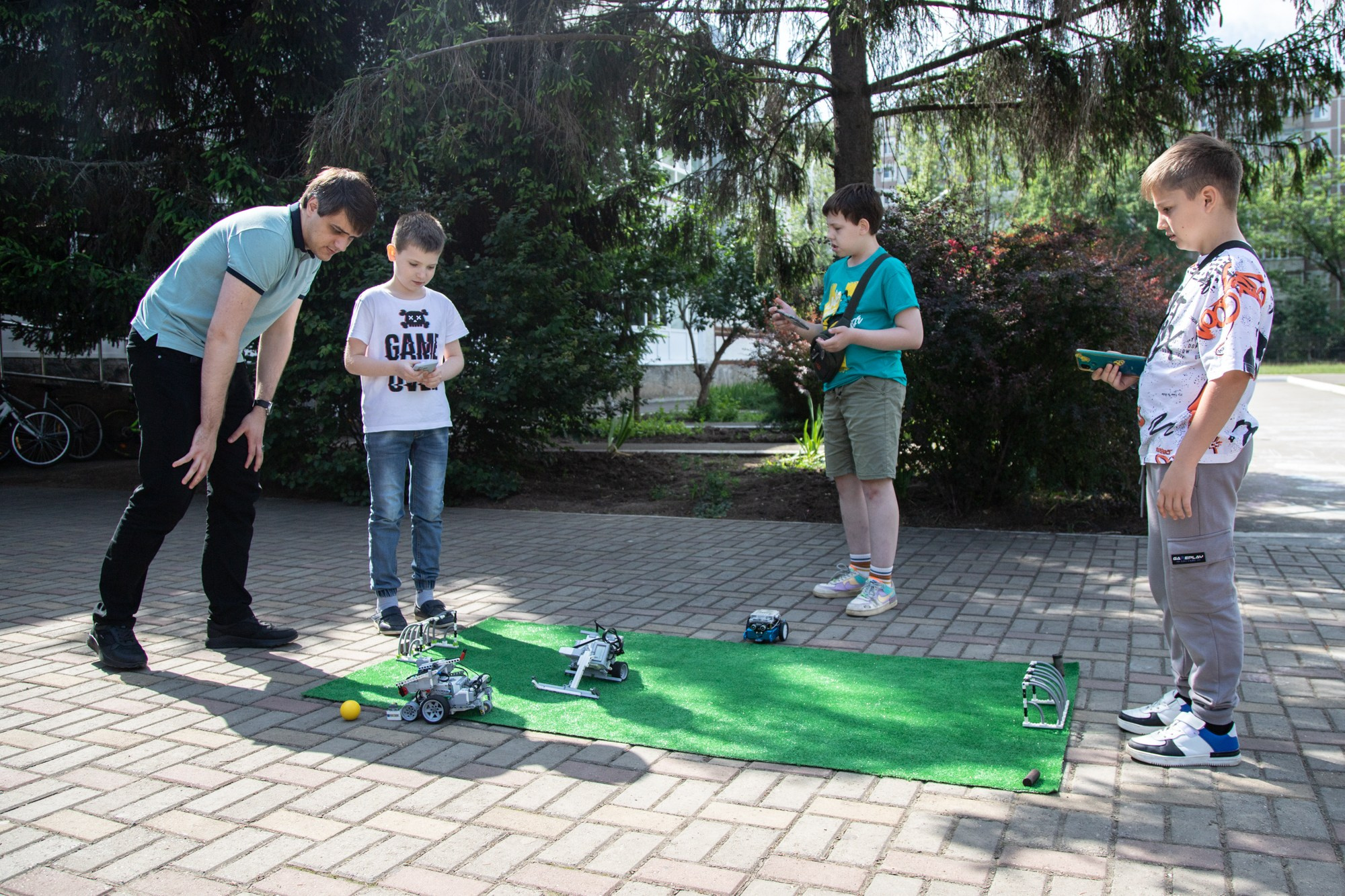 Посещение школы министра образования Краснодарского края. Репортажный, промышленный и маркетплейс-фотограф Дмитрий Чернат