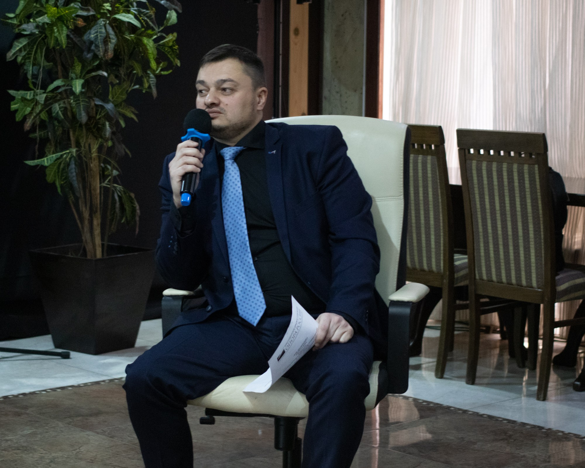 Встреча с Владиславом Даванковым и «Опора России». Репортажный, промышленный и маркетплейс-фотограф Дмитрий Чернат