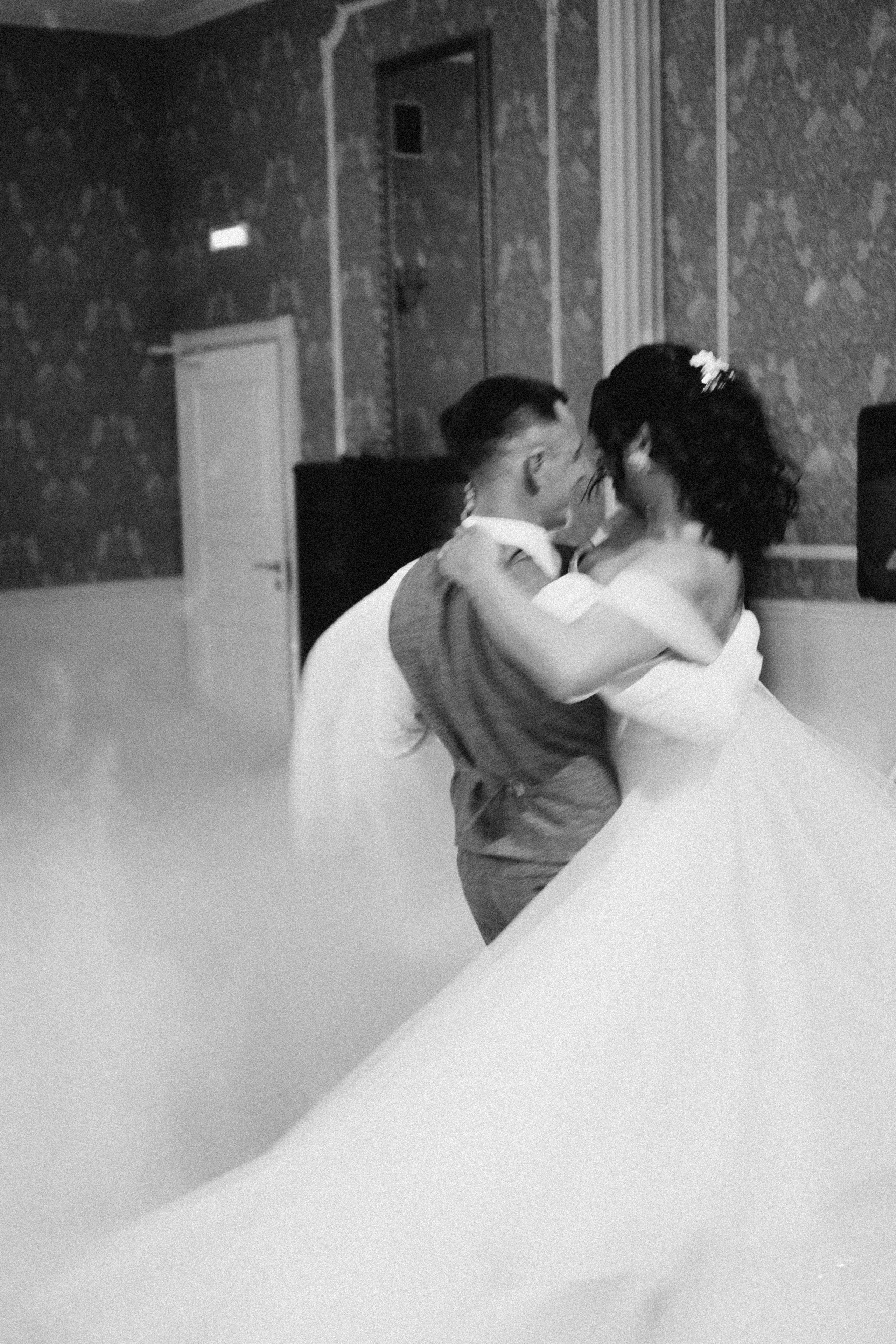 ТАНЕЦ ЖЕНИХА И НЕВЕСТЫ. Профессиональный фотограф, Санкт-Петербург — Виктория Богомолова