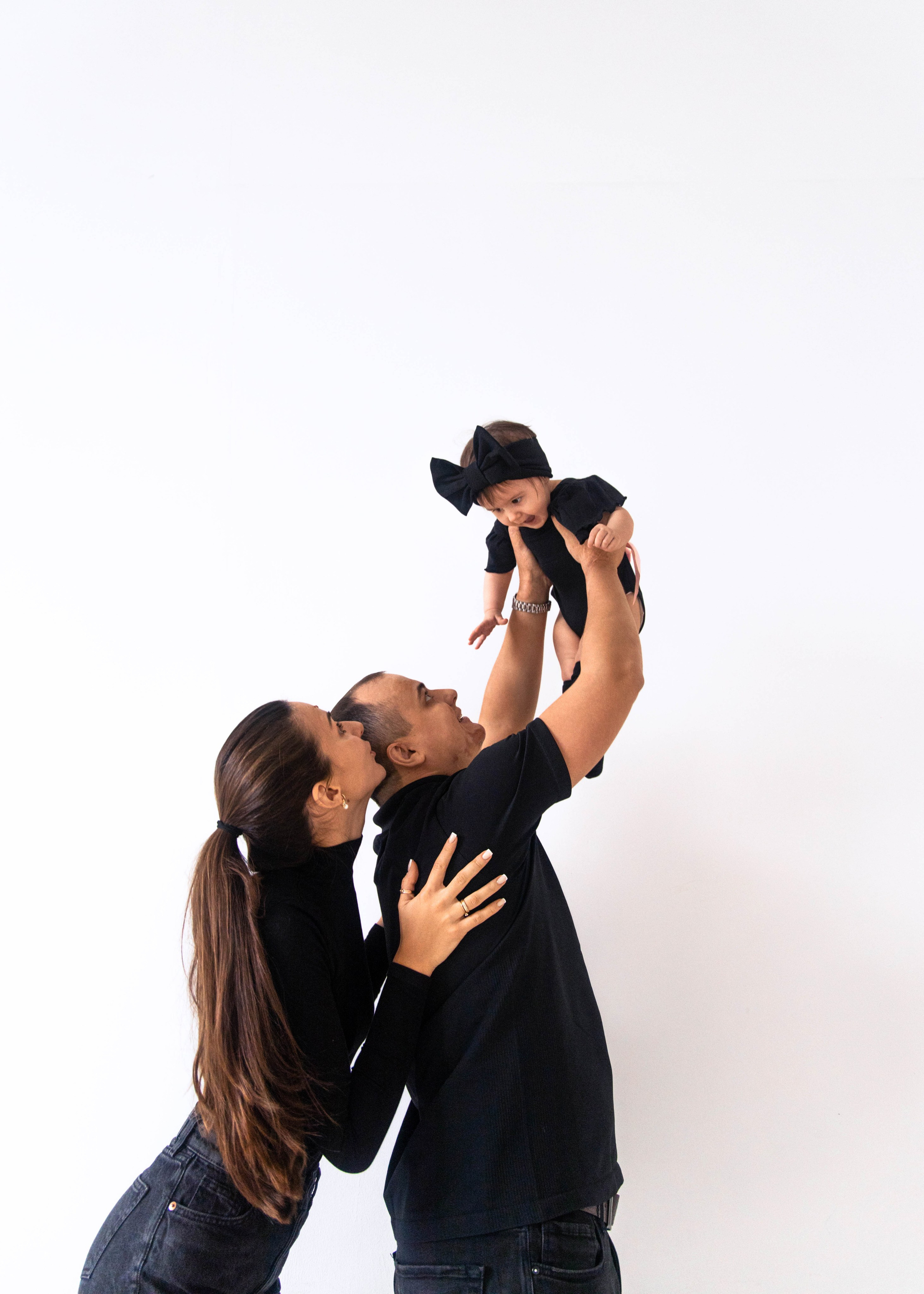 СЕМЕЙНЫЕ. Фотосессия новорожденных в Москве и Московской области