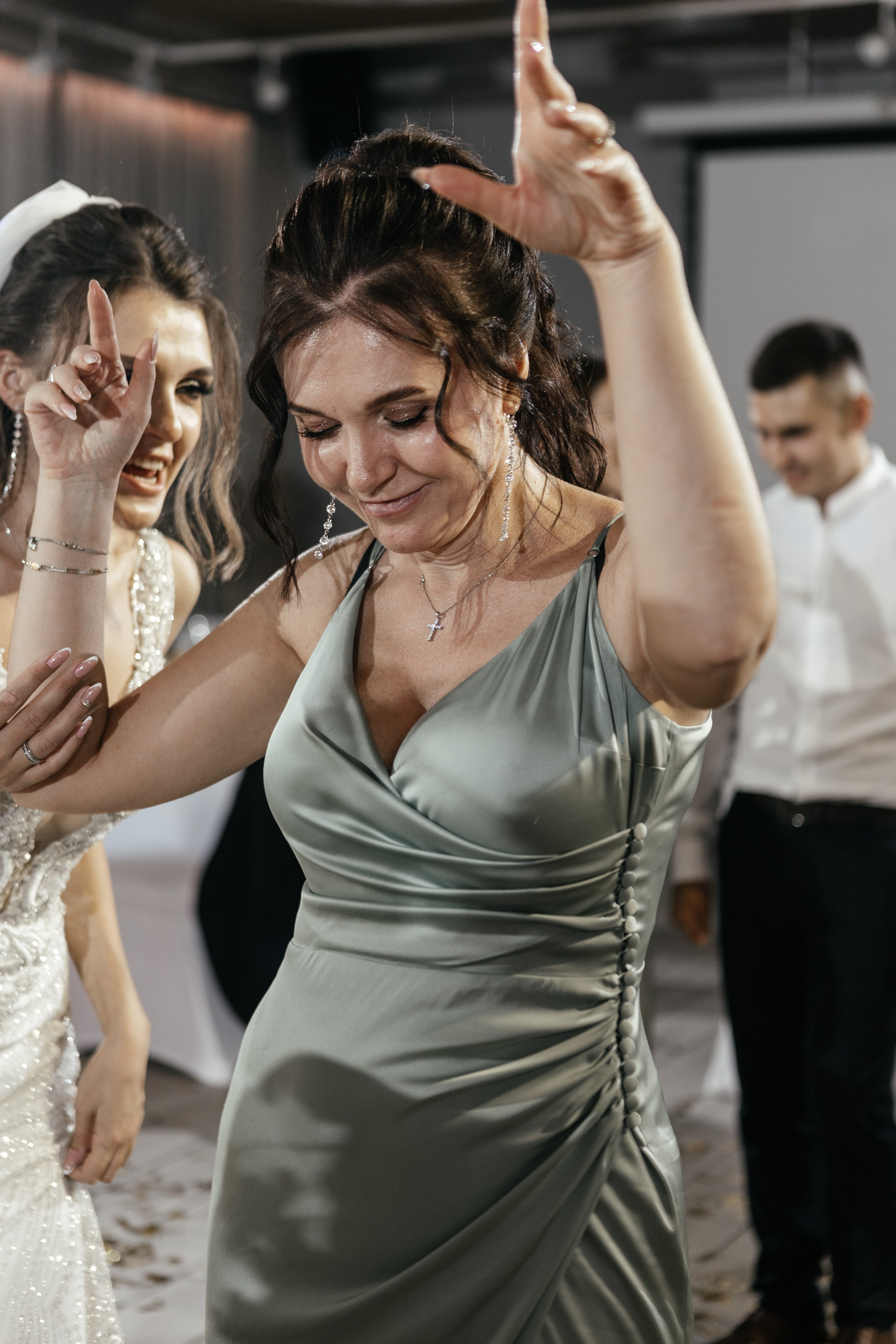 Свадебный фотограф Уфа — Руслан ГабдлисламовЖивые эмоции, красивые кадры, воспоминания на всю жизнь.Работаю по всей Республике Башкортоста. Свадебный фотограф Уфа Руслан Габдлисламов