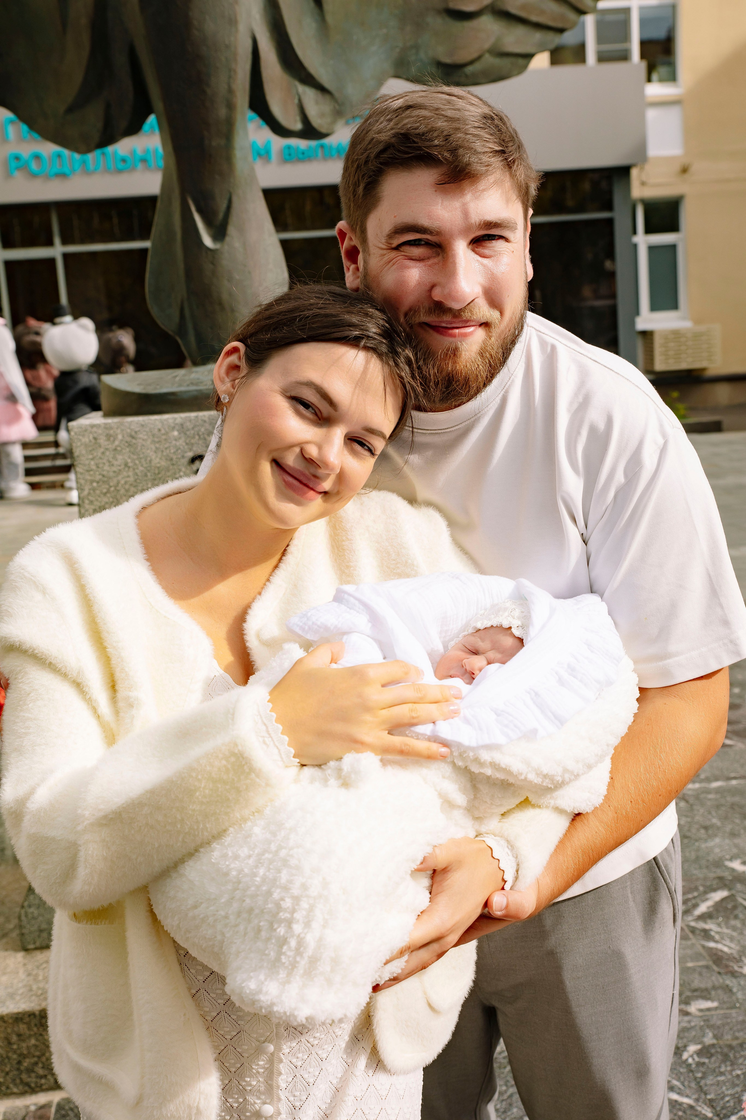 Выписка из роддома ГКБ им. Ерамишанцева 09.09.26. Профессиональный фотограф в Москве | Заказать фотосессию и съемку