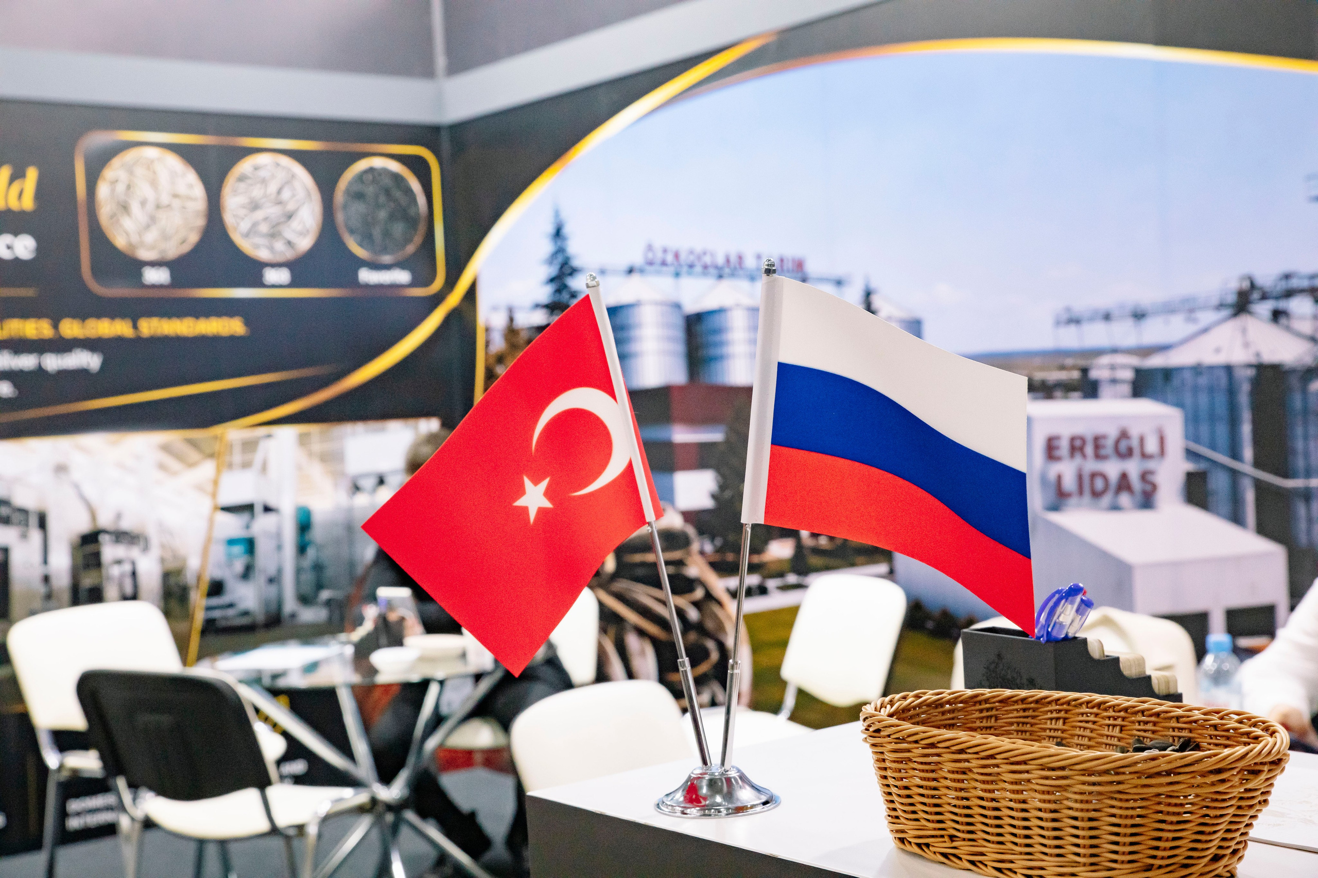 Worldfood Moscow 2026. Профессиональный фотограф в Москве | Заказать фотосессию и съемку
