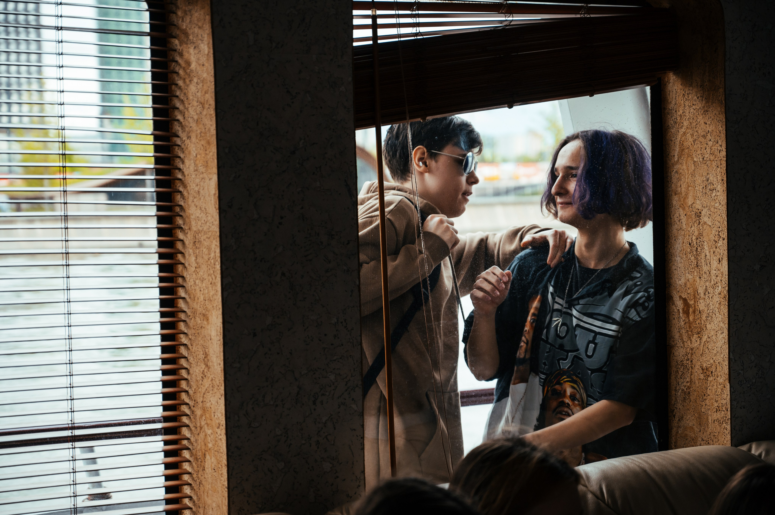 Последний звонок. Анастасия Петрович фотограф, фотокорреспондент в Москве и Санкт-Петербурге. Фотосъёмка репортажа, мероприятия, корпоративная съёмка, контент