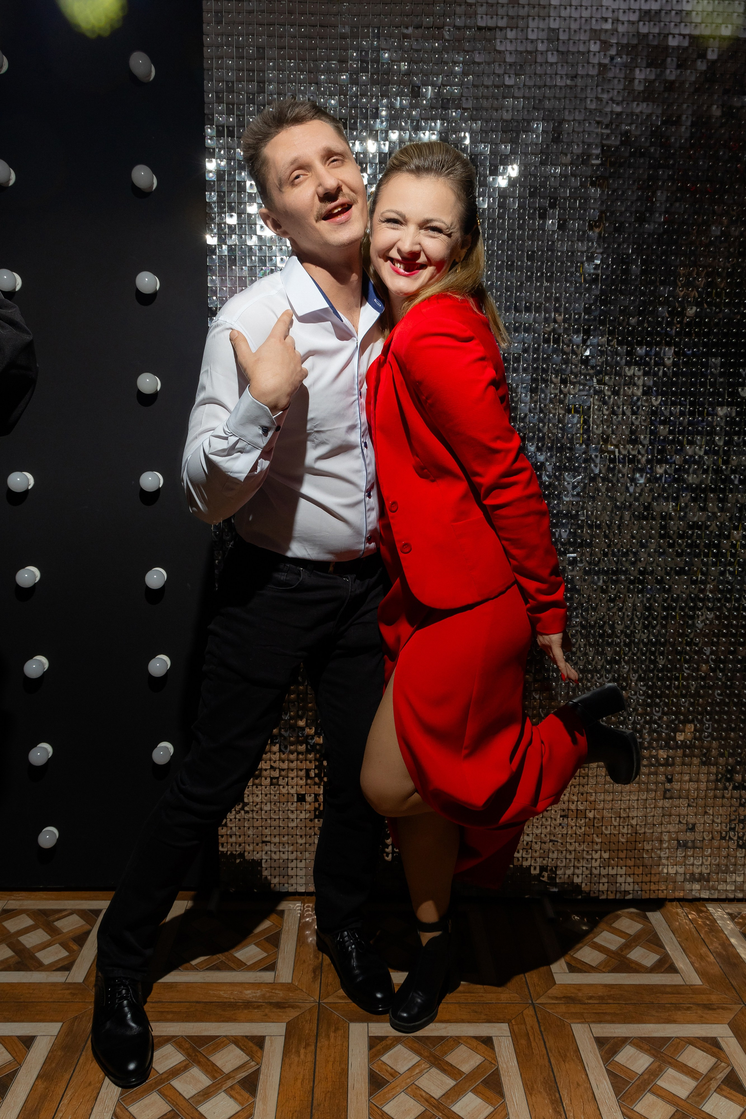 Корпоративная фотосъемка для кафе GARAGE | Новый год 2025 | Минск. Свадебный фотограф в Минске/Беларуси Сергей Спиридонов