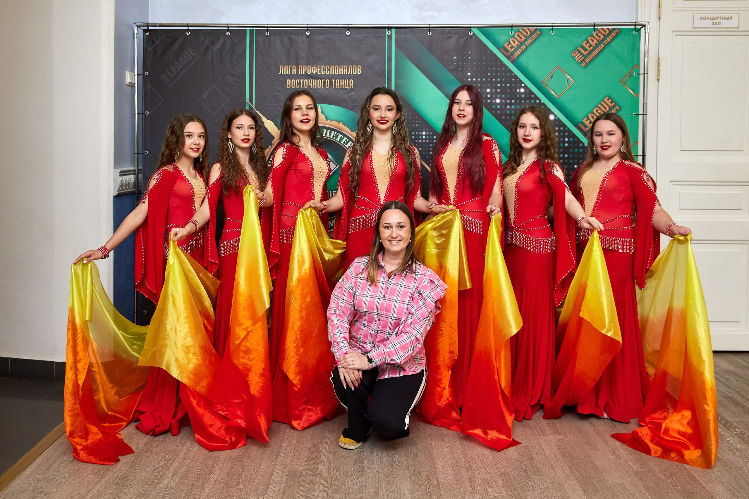 ОТЧЕТНЫЕ И ПРАЗДНИЧНЫЕ КОНЦЕРТЫ. Профессиональный репортажный фотограф, оператор постановщик игрового кино