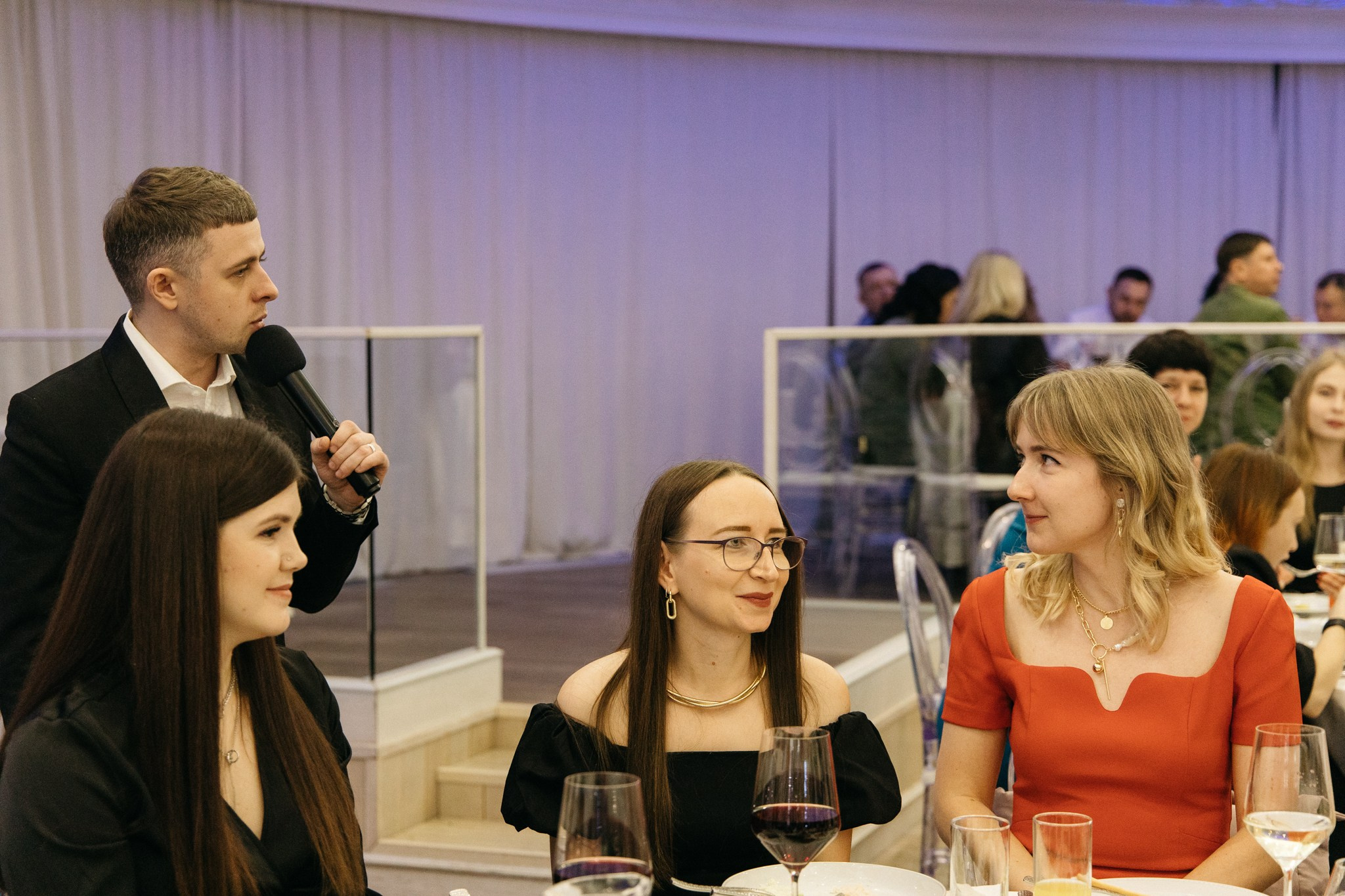 Интрополис. Артём Бачурин — свадебный фотограф Воронеж