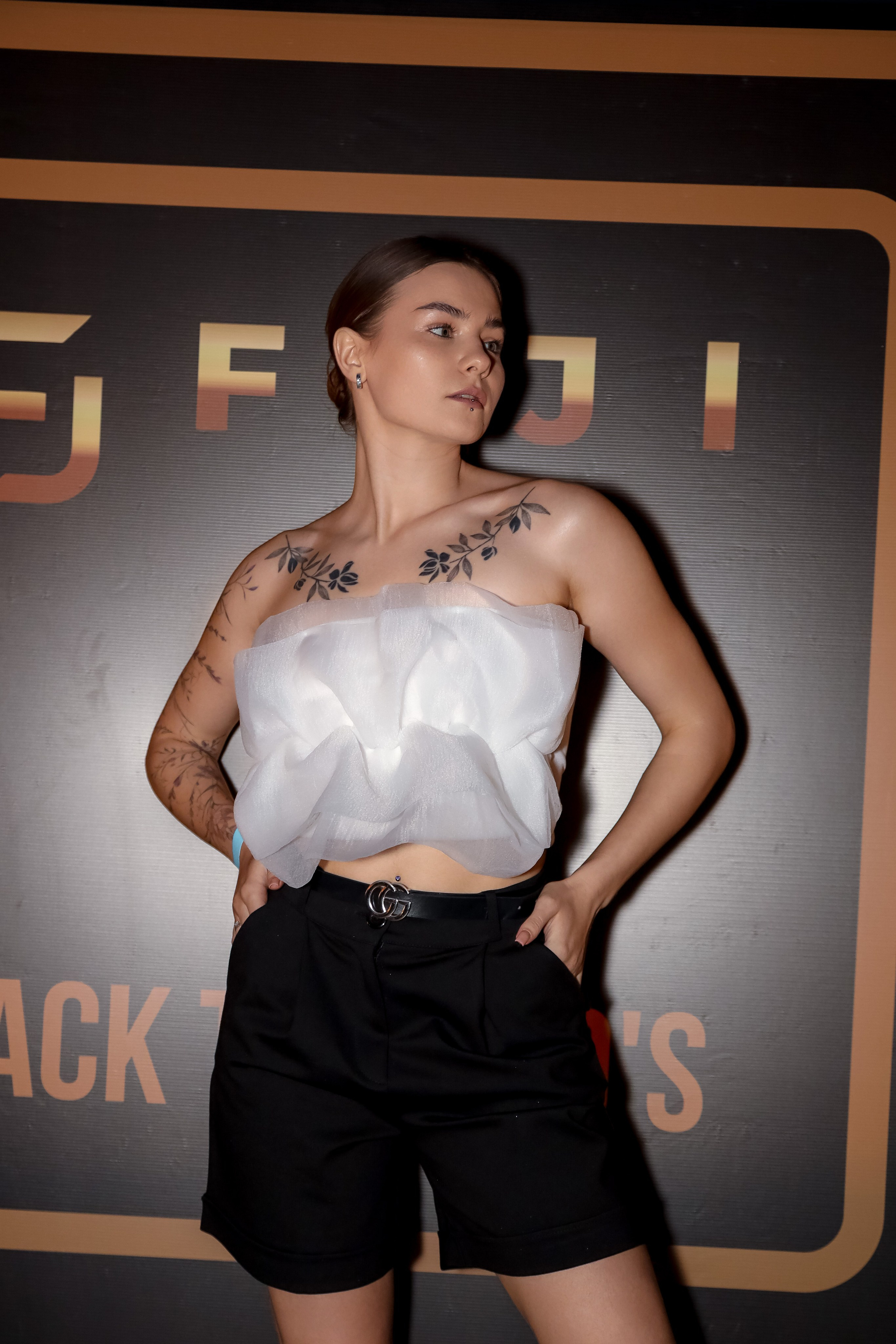 LA night & Fiji wave. 2000’s