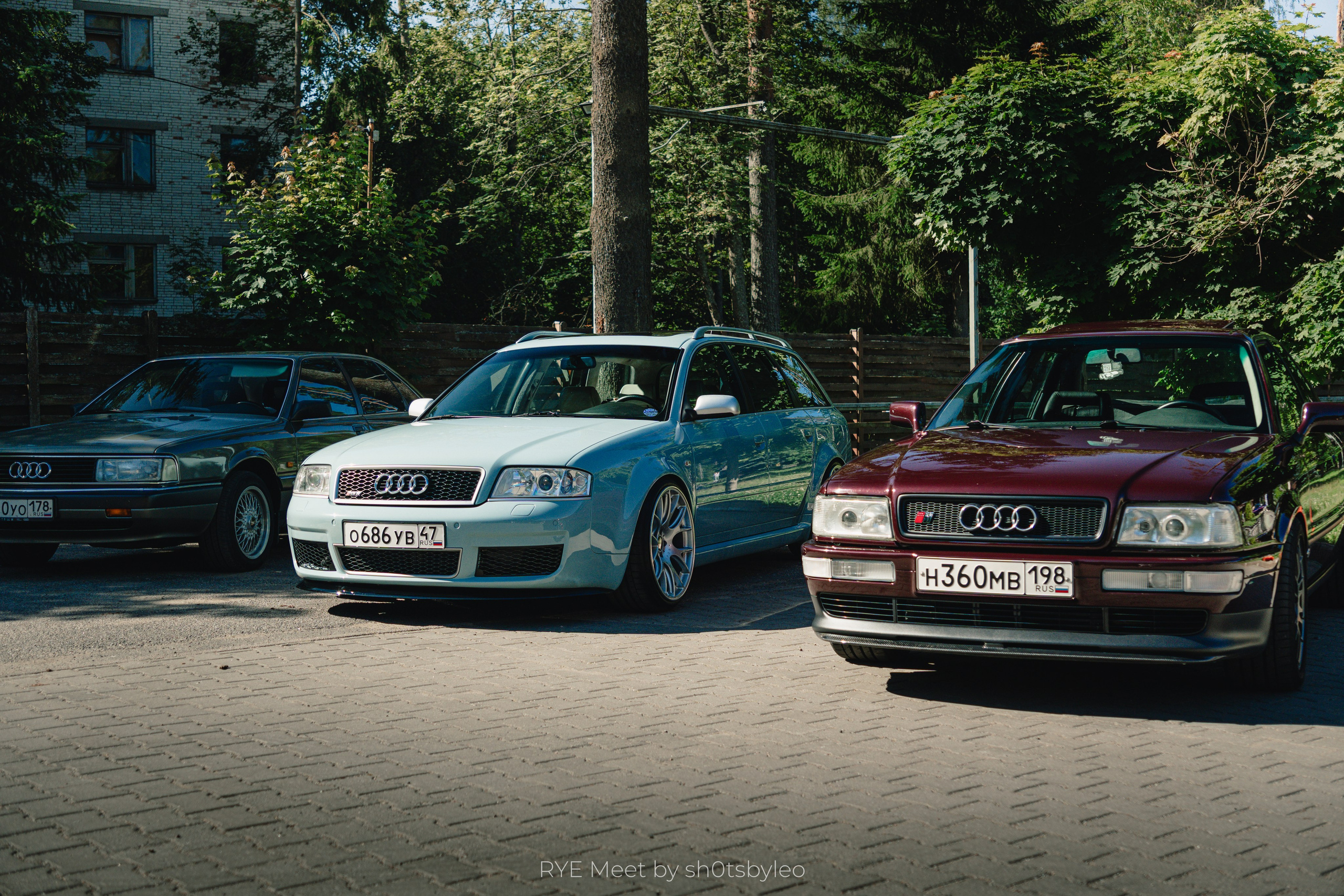 Масштабный летний фестиваль RYE Meet — встреча клуба любителей автомобилей старше 25-лет. Автомобильный фотограф Антон Цырулев