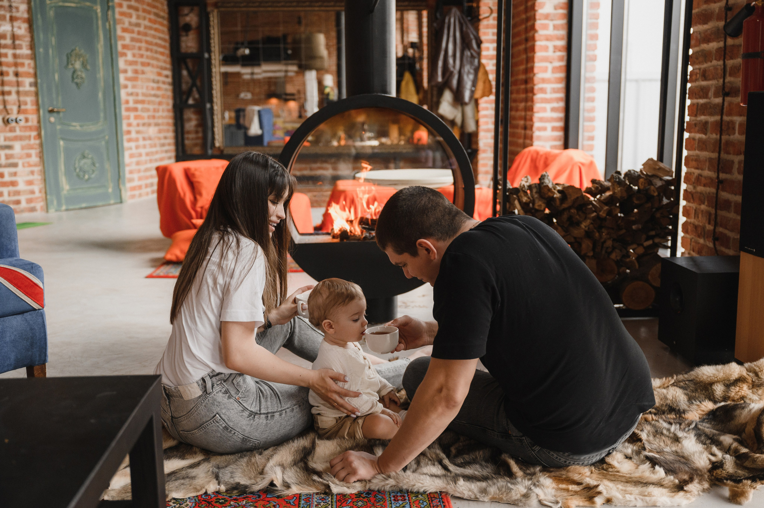 Илья, Вика и Дёма. Свадебный фотограф и видеограф