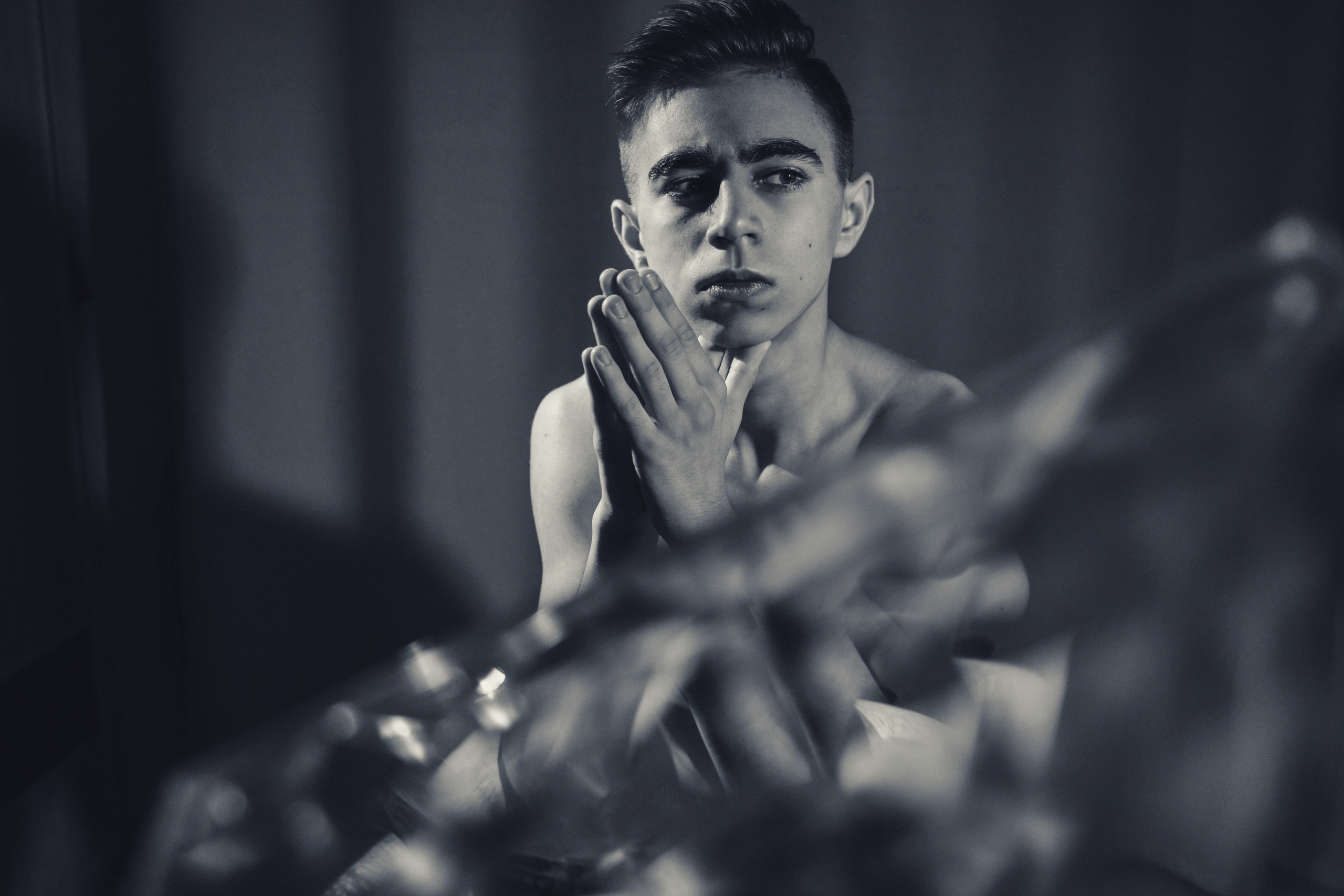 Фото парня в ЧБ