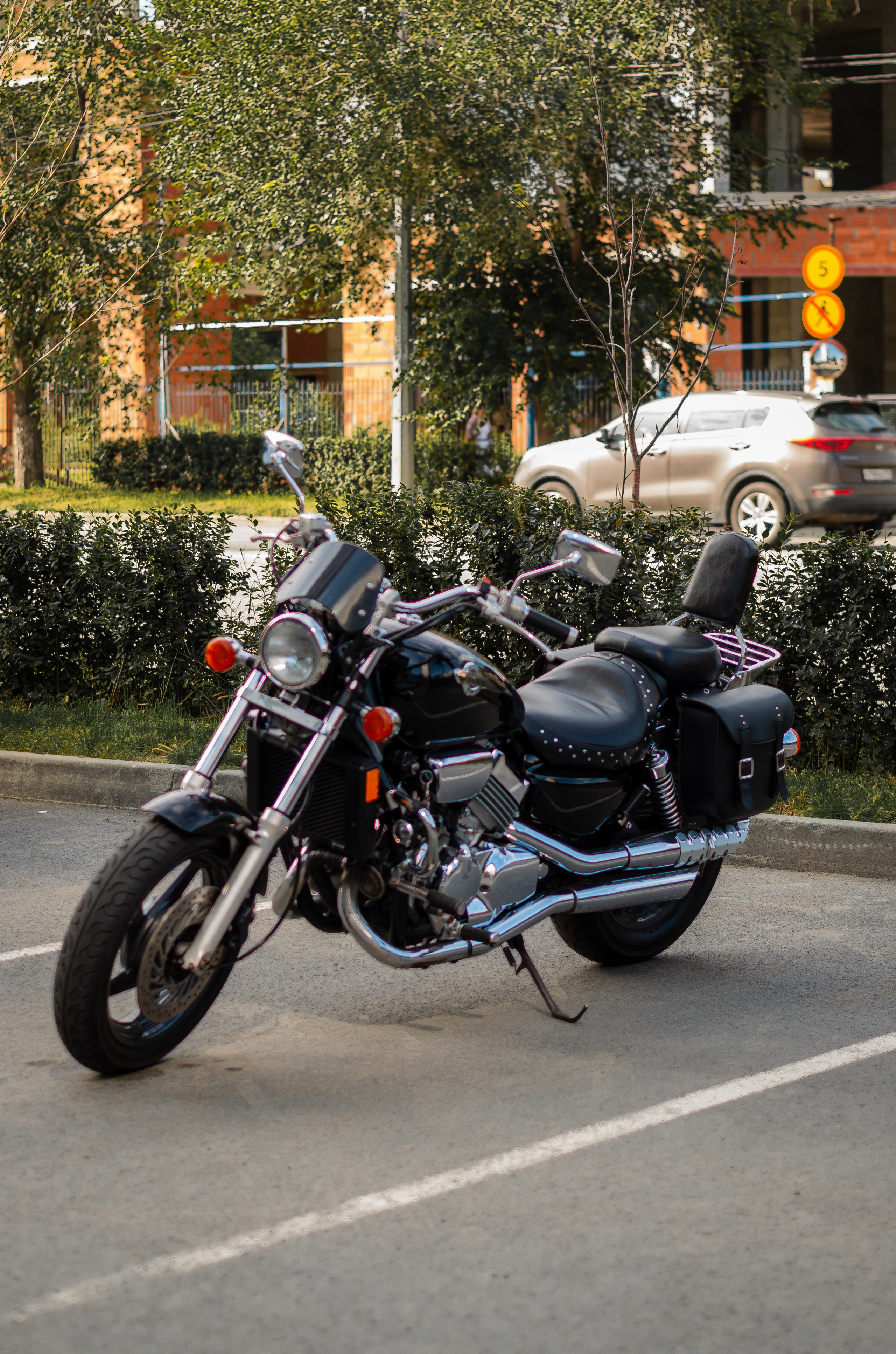 Мужской портрет: мотоцикл. Фотограф Марина Доглядная Челябинск фотосессии с лошадьми, мотоциклами