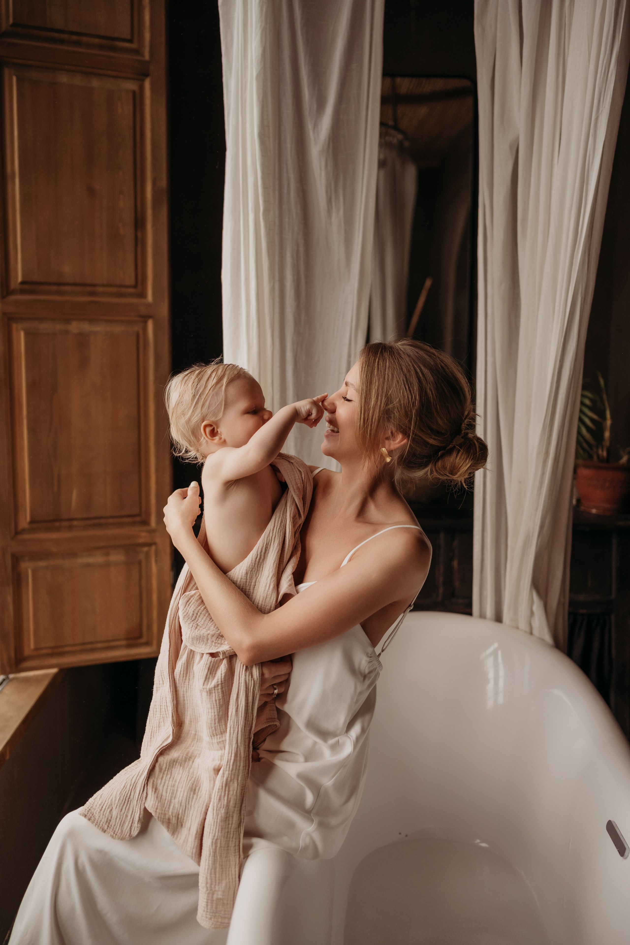 Альбина и Ева. Дьяконова Валерия семейный и детский фотограф в Санкт-Петербурге