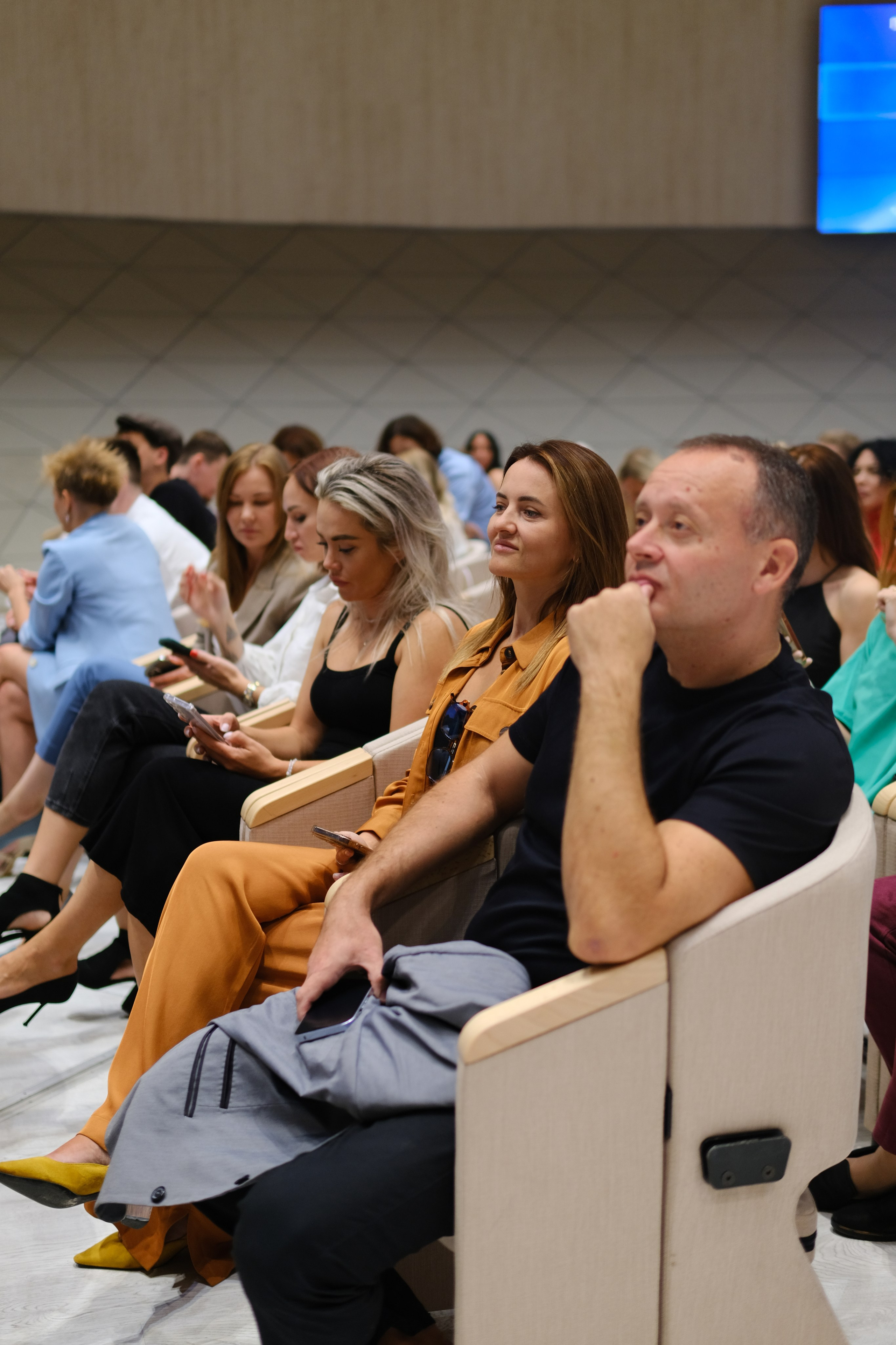 BRUSNIKA_Birthday. Индивидуальная фотосъёмка в Москве. Фотограф Василиса Тарасова