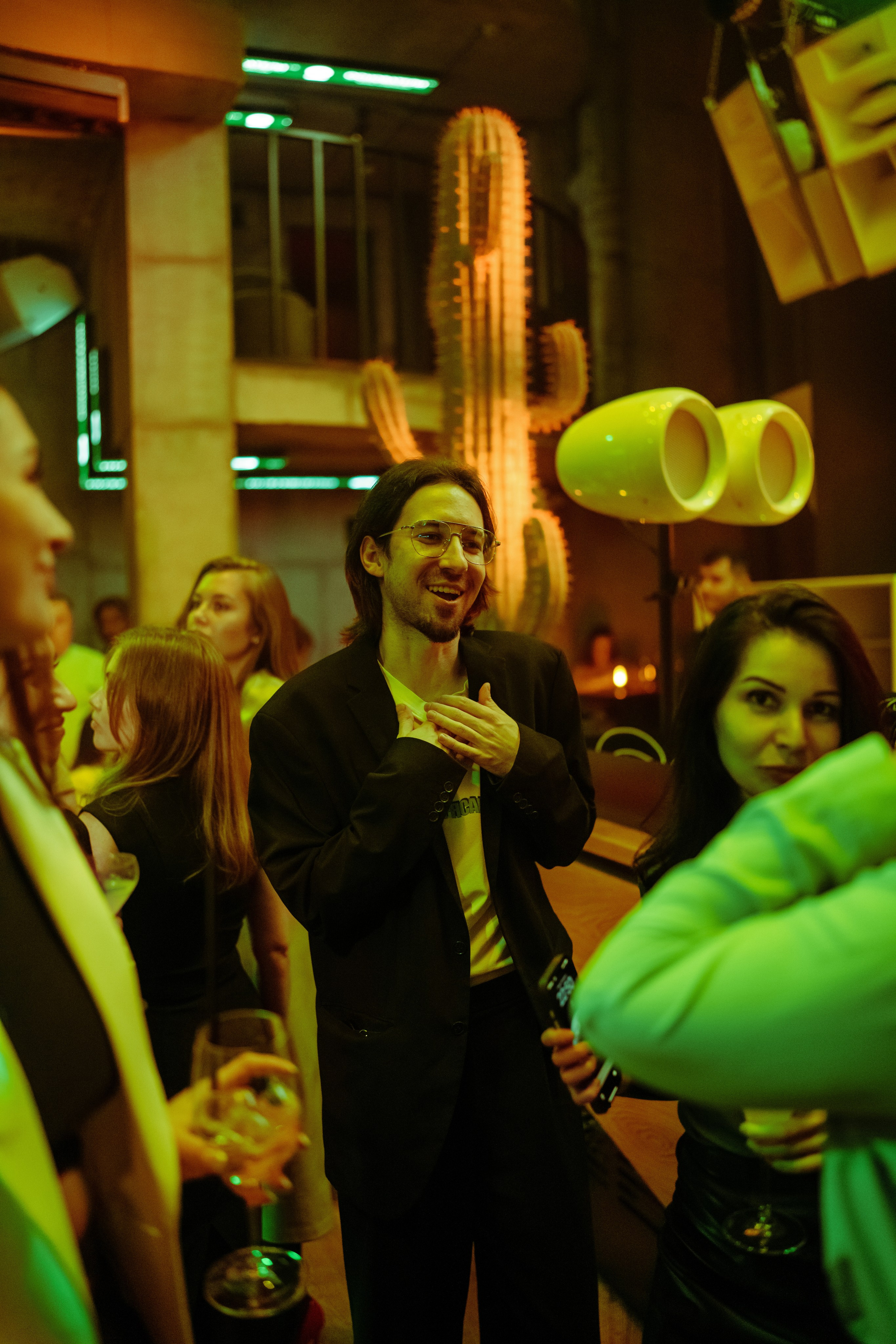 Фотограф на вечеринку проекта ОСНОВАТЕЛИ. Репортажный фотограф Москва Сергей Дружинин