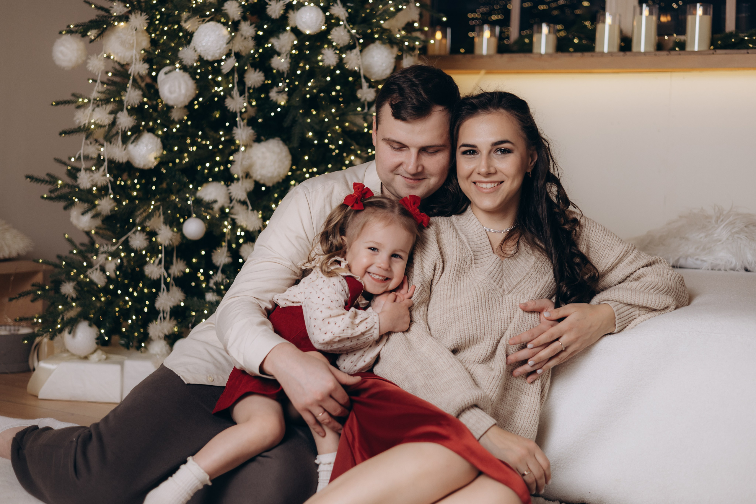 Ирина, Вадим и Милана. Свадебный и семейный фотограф в Новосибирске Дарья Кель