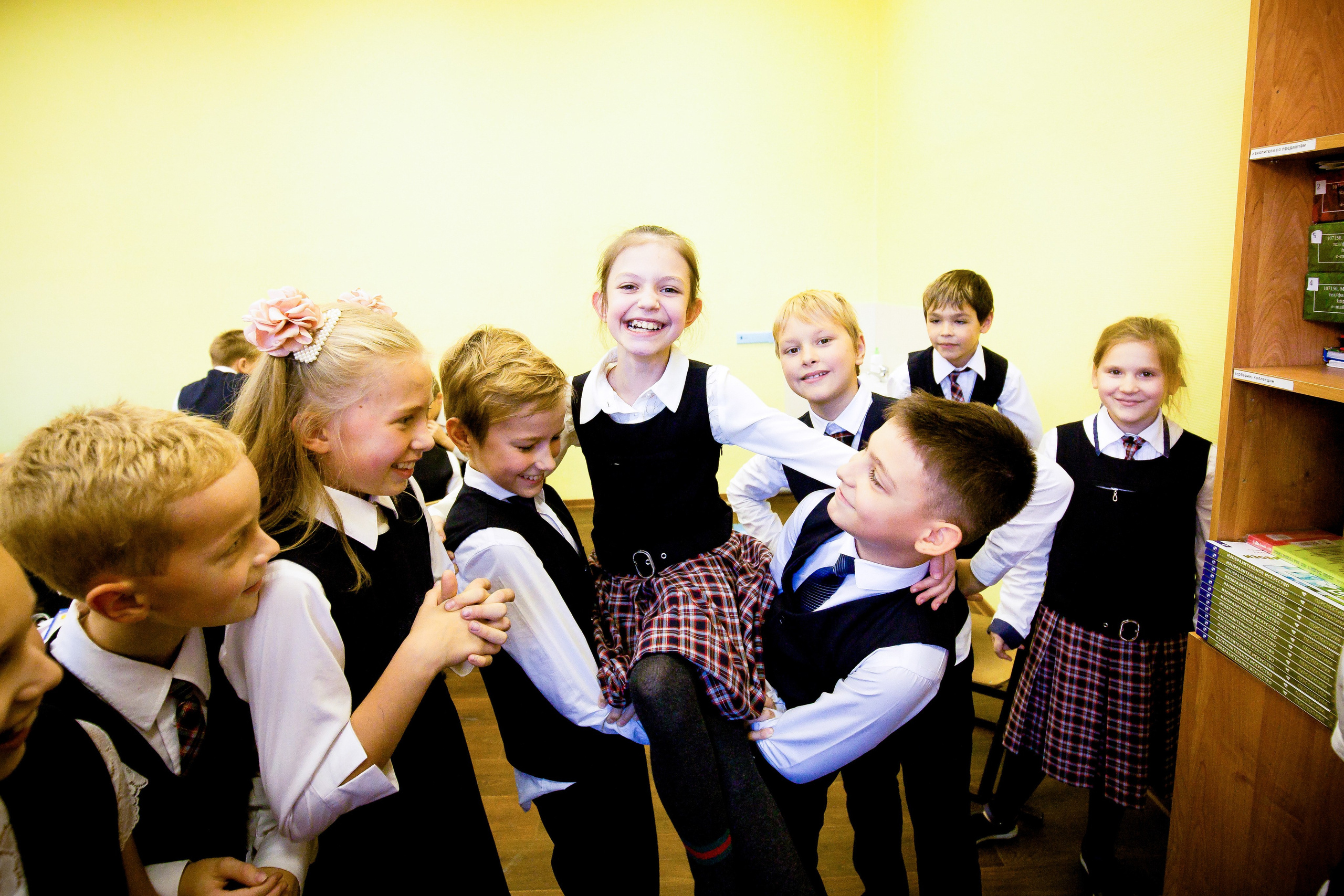 Съёмка младших классов. Фотограф в Мурманске Андрей Полярик, фотоальбомы