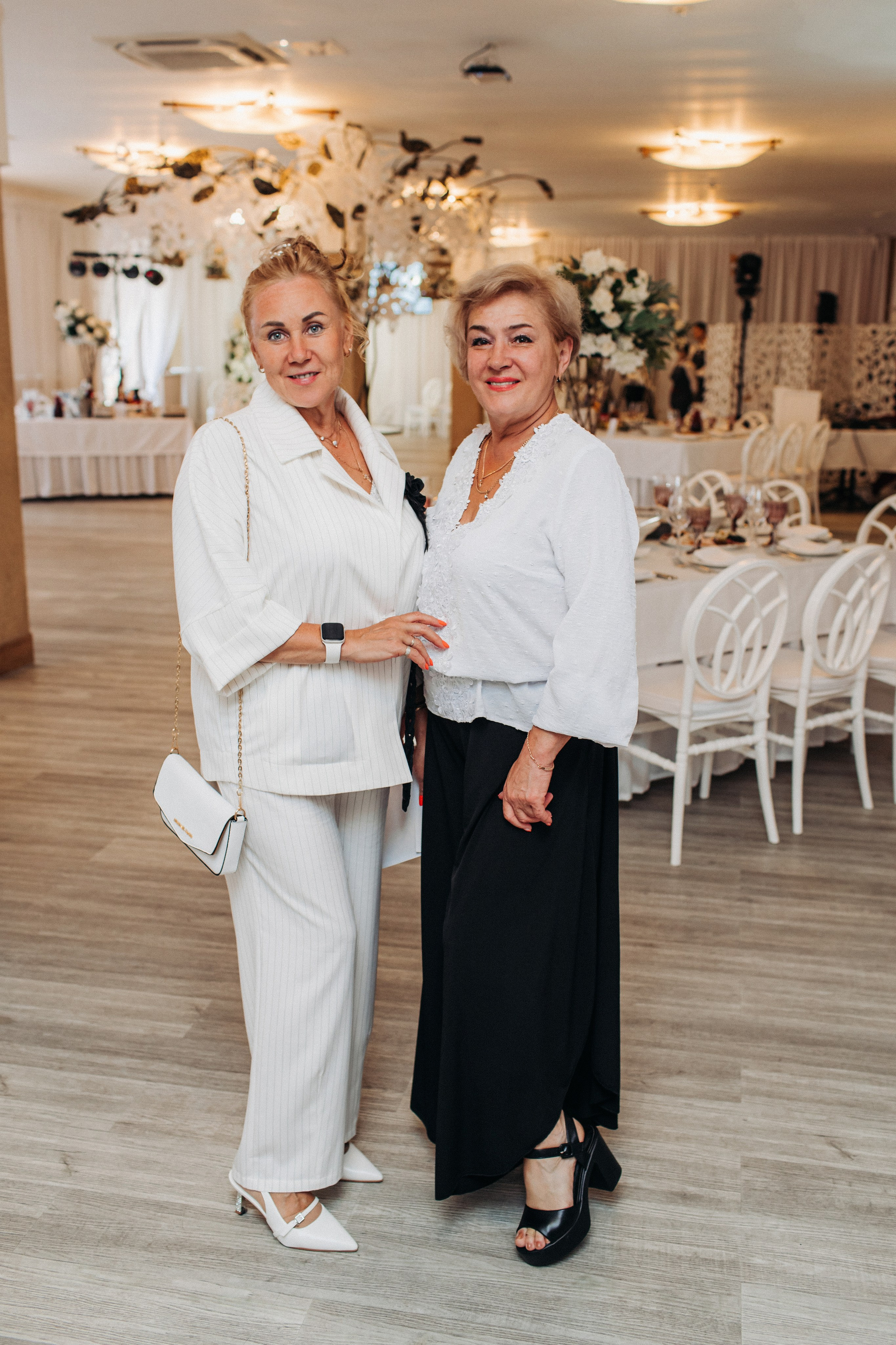 Vlad & Nadya (Saint-Petersburg, Russia). Destination wedding photographer Peter Letu