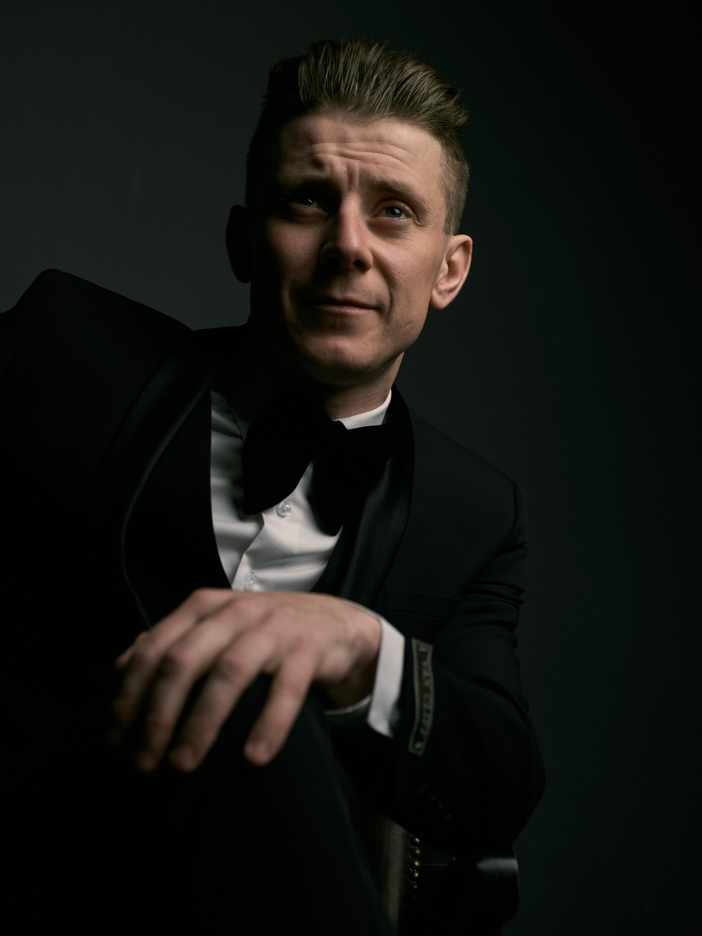 Мужская фотосессия. Портреты для ведущего мероприятий