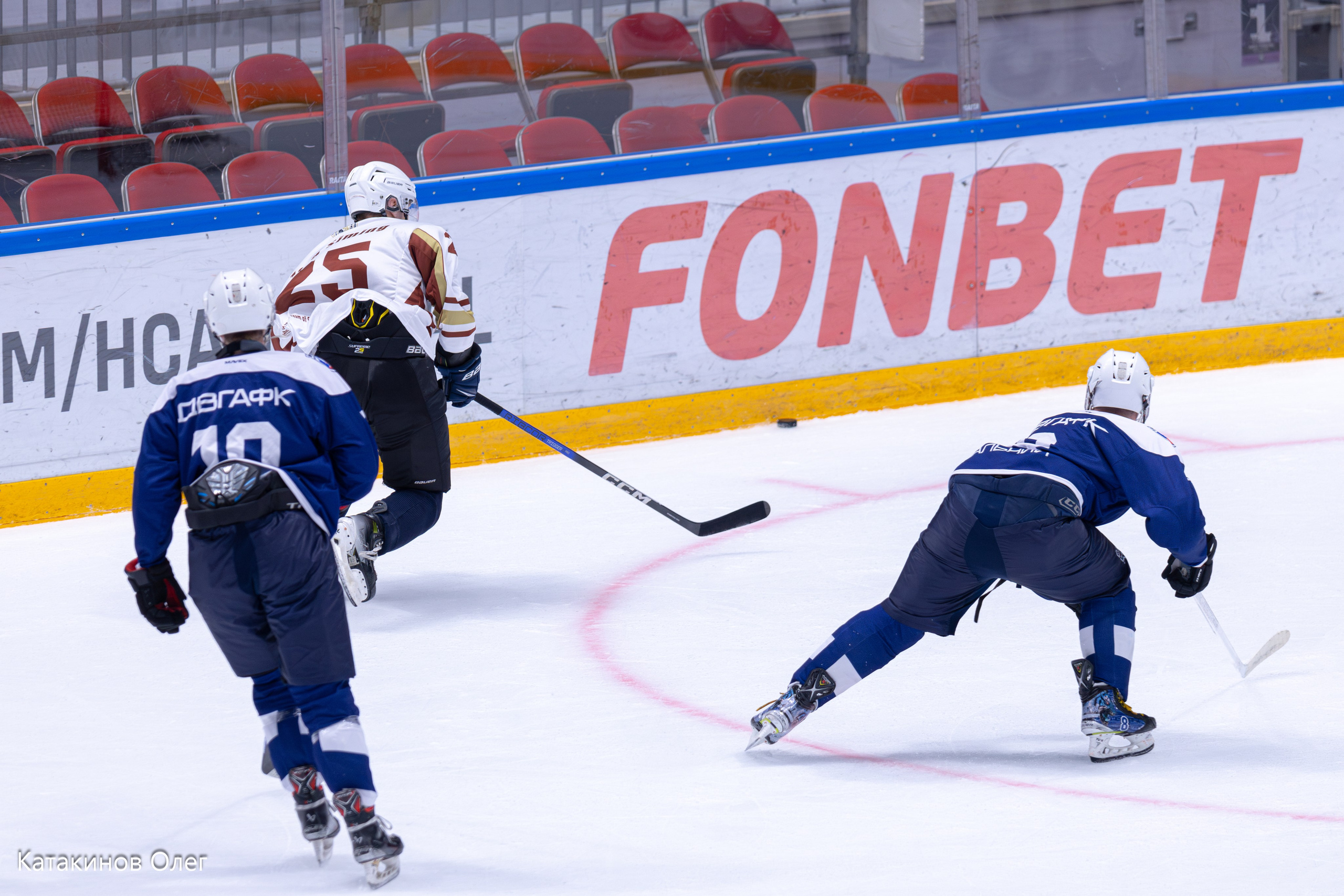 Student Hockey Asia Challenge 2025 г. Олег Катакинов| Репортажный фотограф в городе у моря (Владивосток)