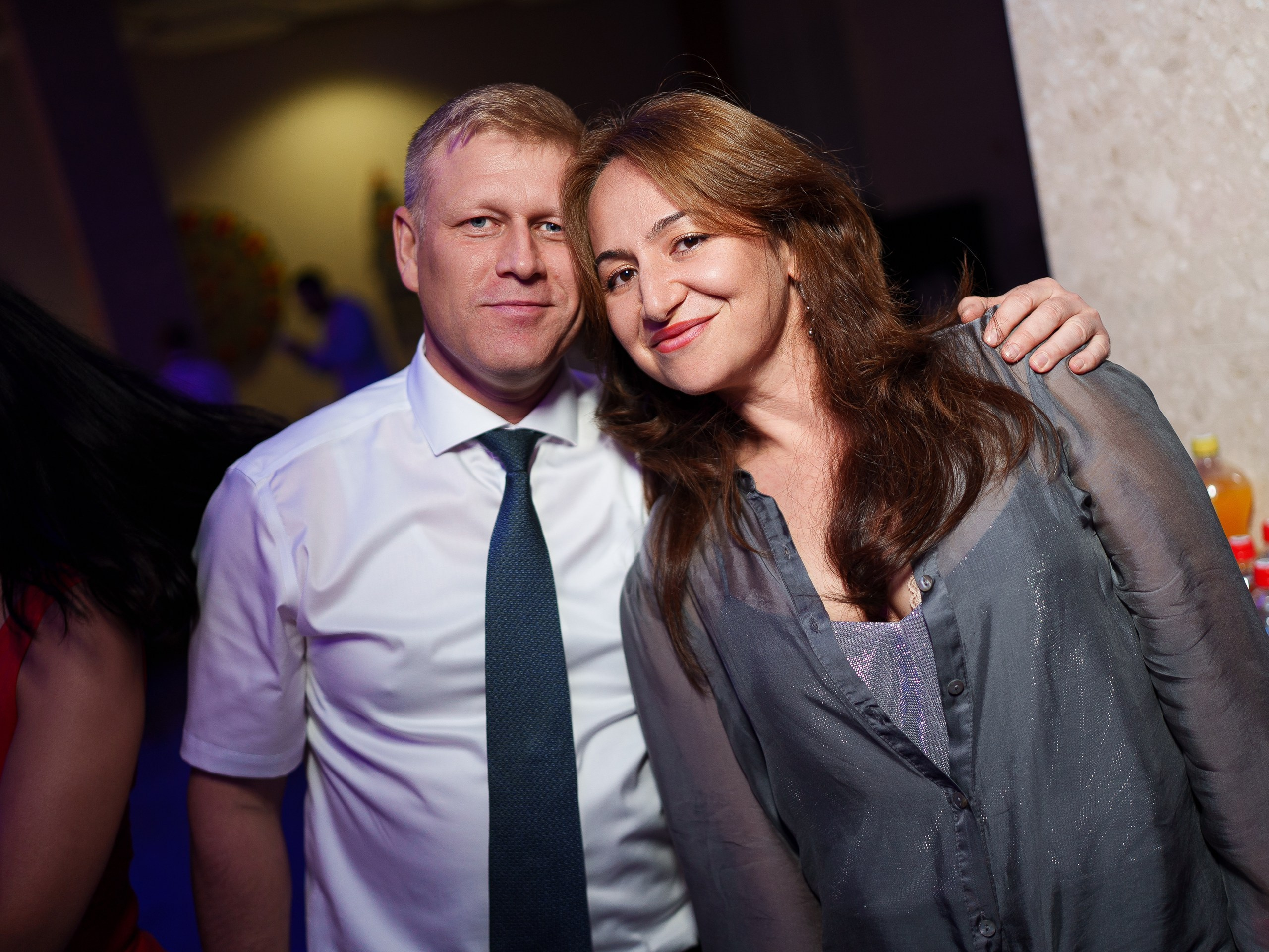 Фотограф на выпускной в Уфе — съёмка в Конгресс-холле для гимназии № 39