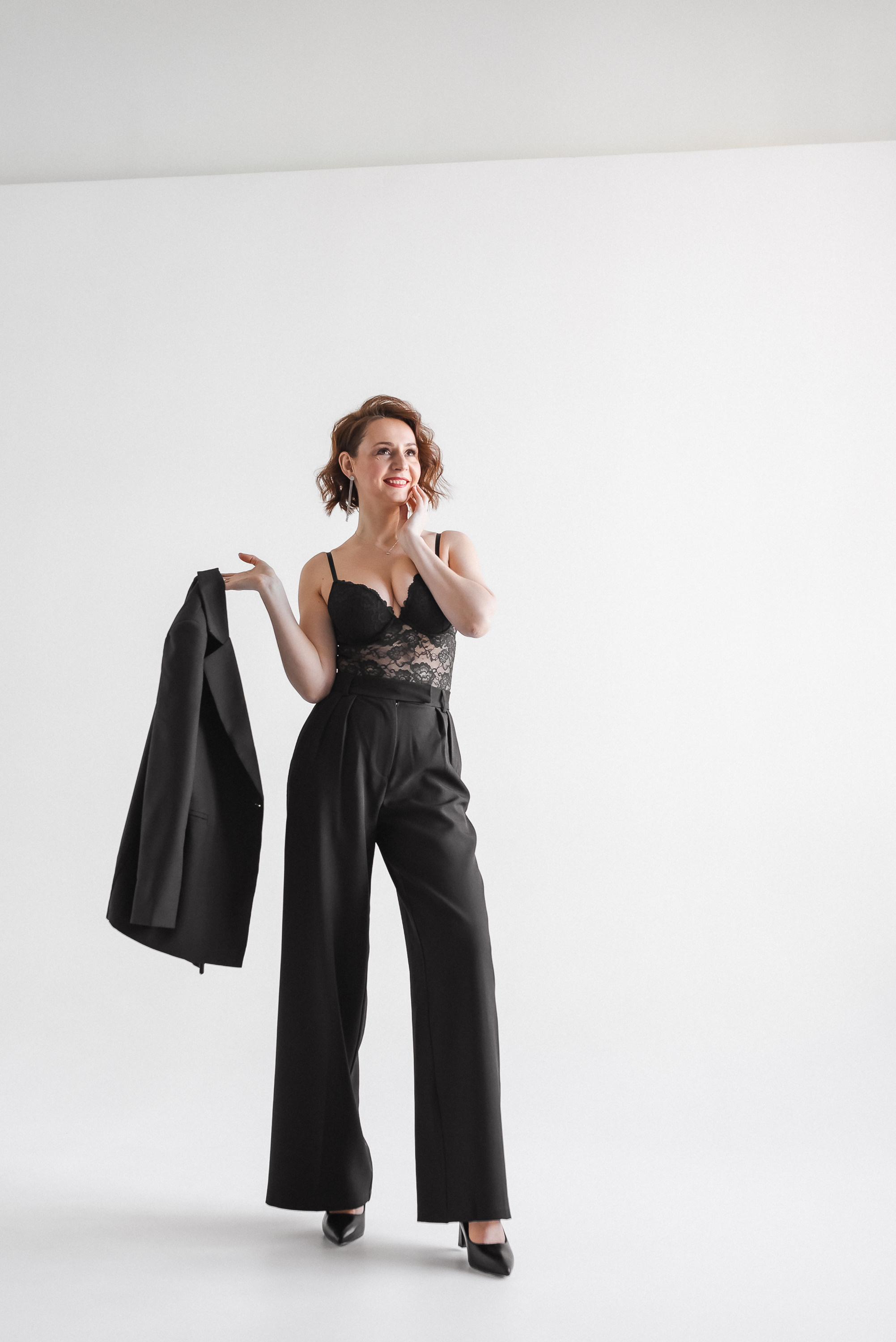 Портерт на белом фоне. КОНТЕНТ | БРЕНД фотограф Санкт-Петербург — Жанна Олтаржевская