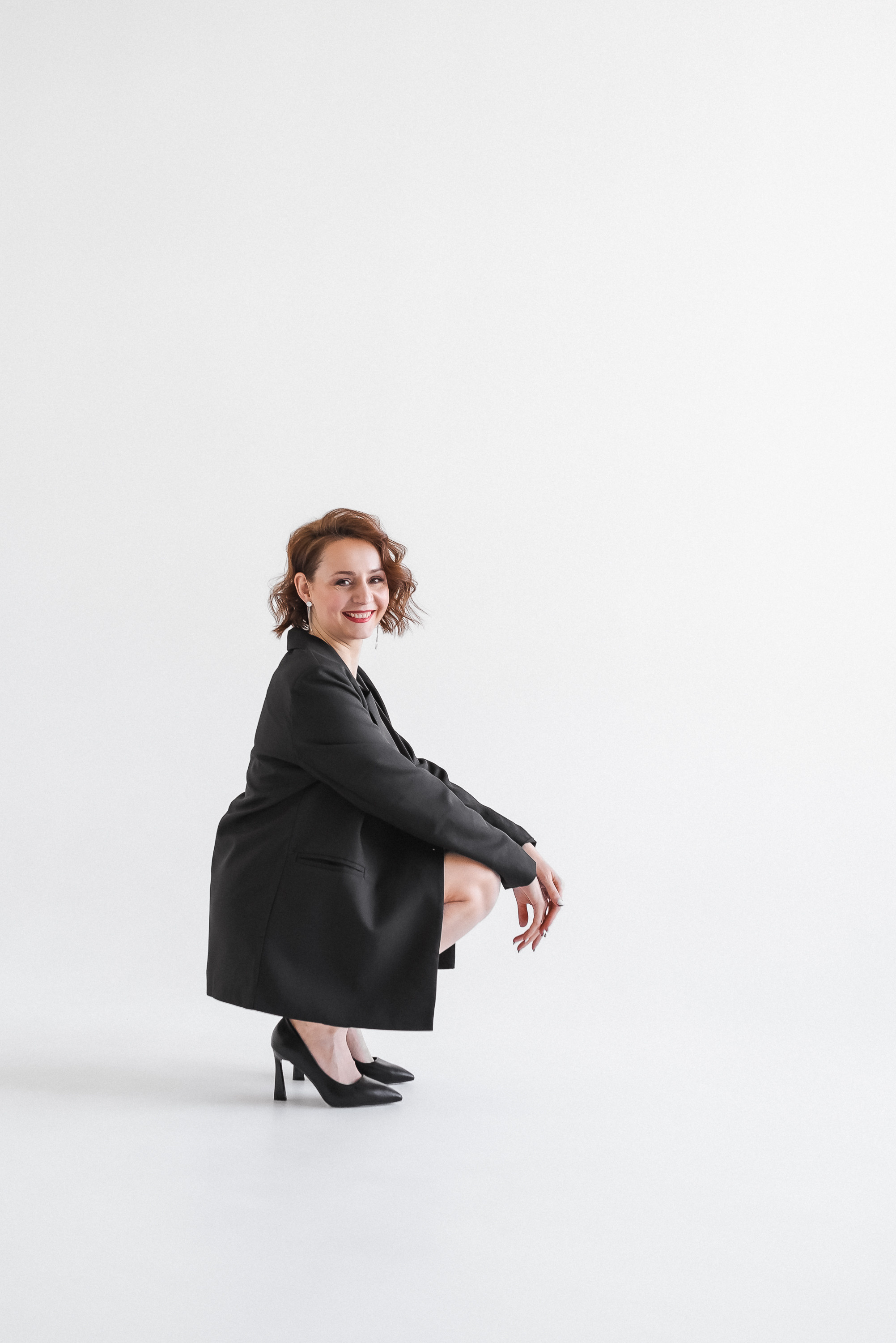 Портерт на белом фоне. КОНТЕНТ | БРЕНД фотограф Санкт-Петербург — Жанна Олтаржевская