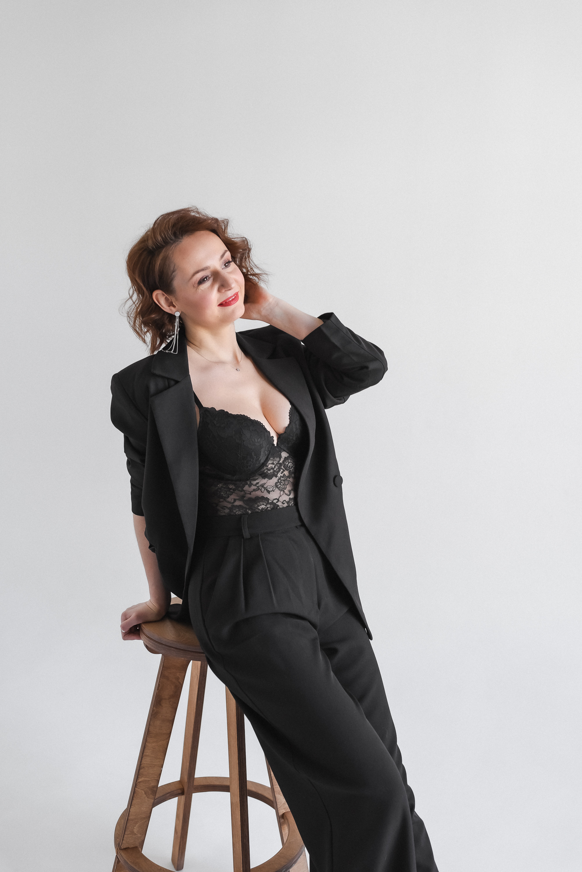 Портерт на белом фоне. КОНТЕНТ | БРЕНД фотограф Санкт-Петербург — Жанна Олтаржевская