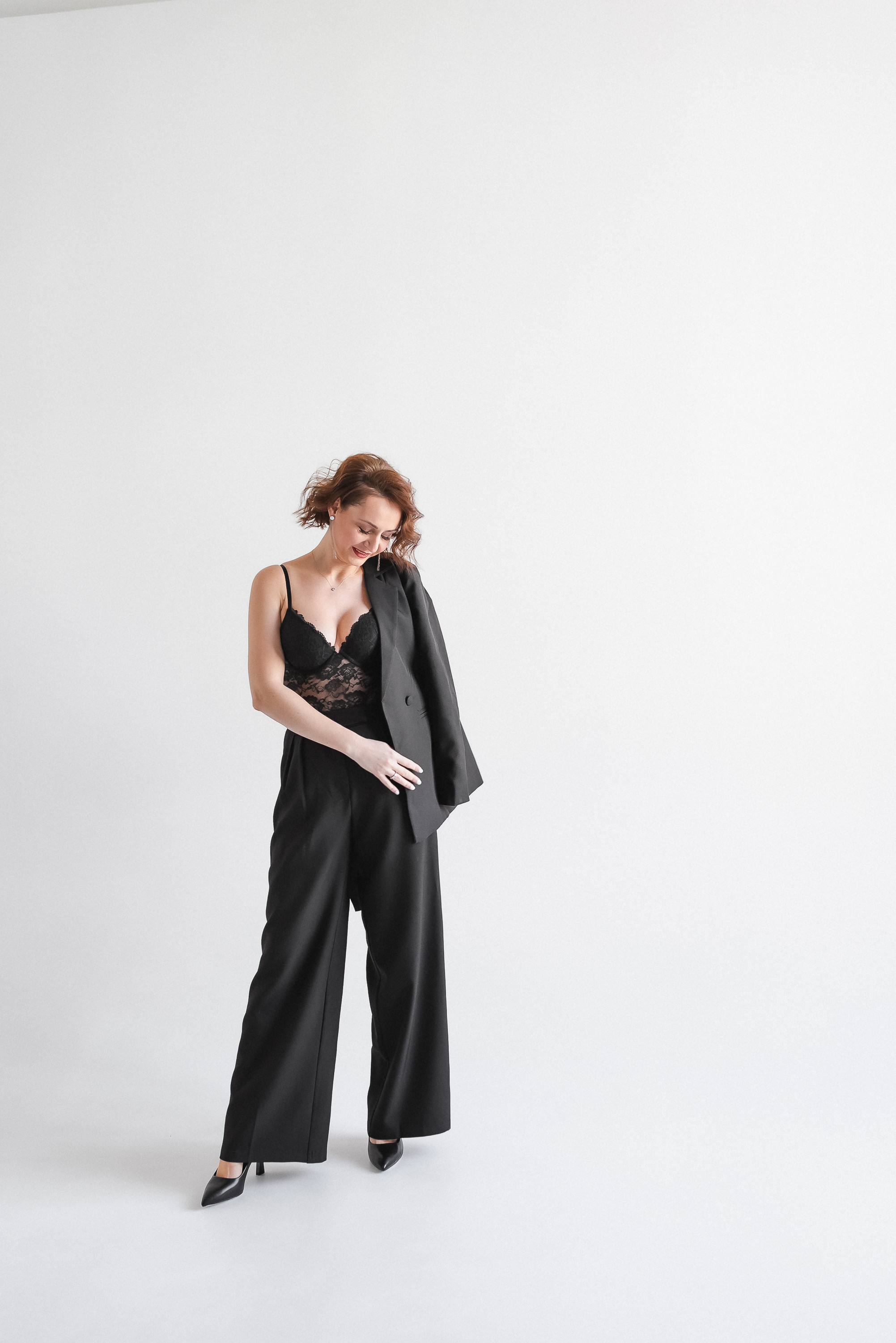 Портерт на белом фоне. КОНТЕНТ | БРЕНД фотограф Санкт-Петербург — Жанна Олтаржевская