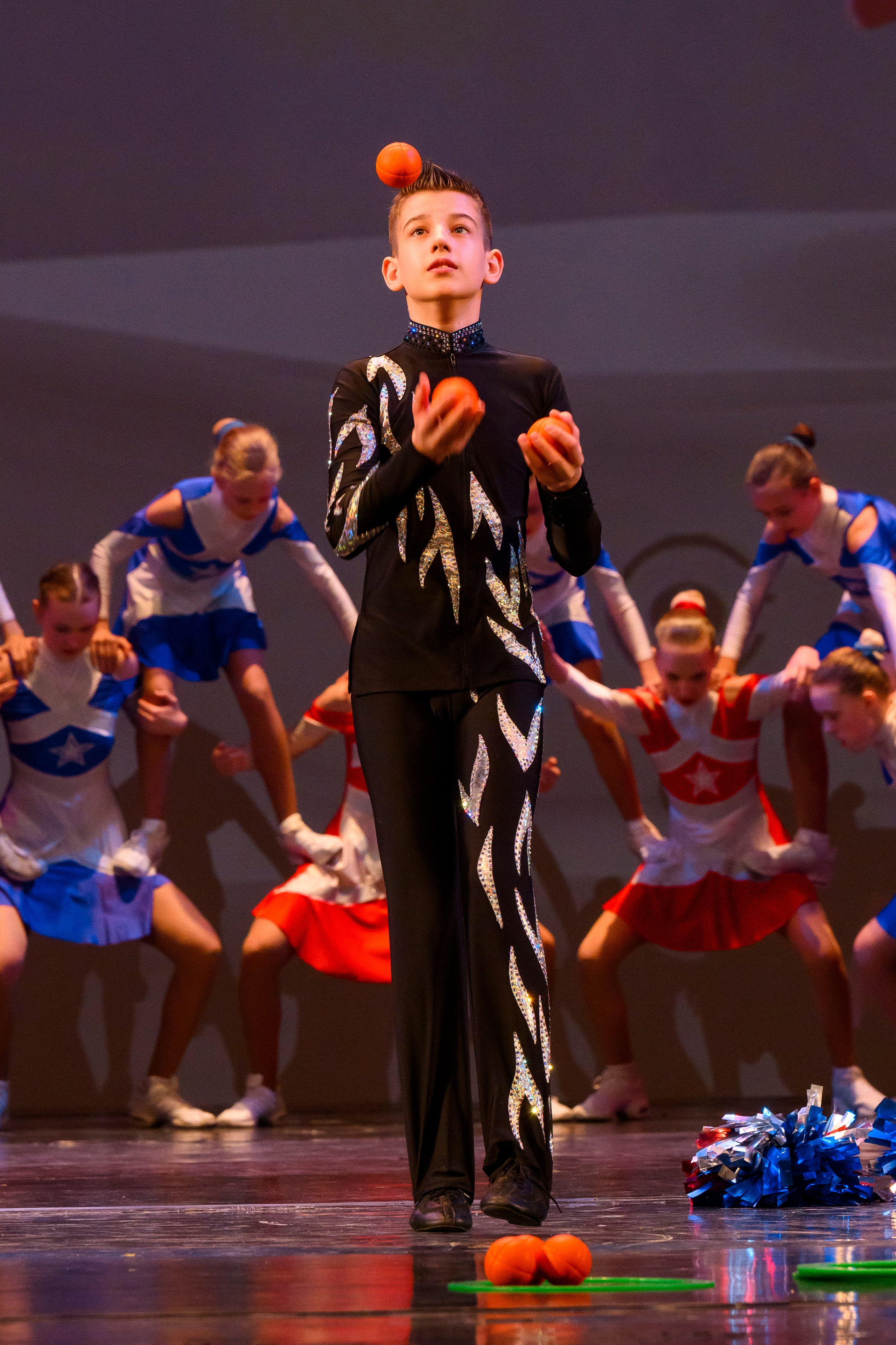 23 апреля, часть 2, БКЗ Октябрьский, г. Санкт-Петербург. Золотое яблочко