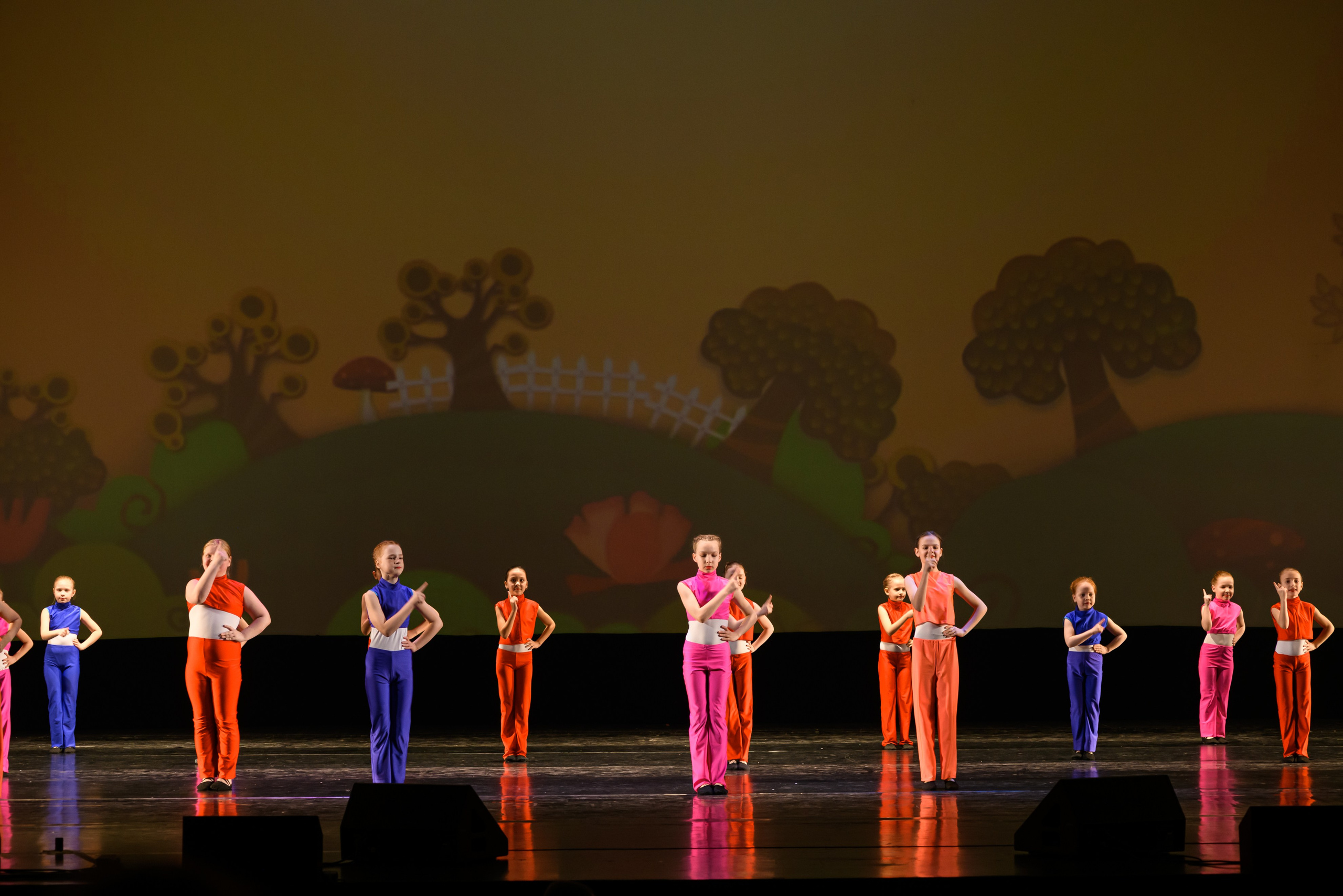 23 апреля, часть 2, БКЗ Октябрьский, г. Санкт-Петербург. Золотое яблочко