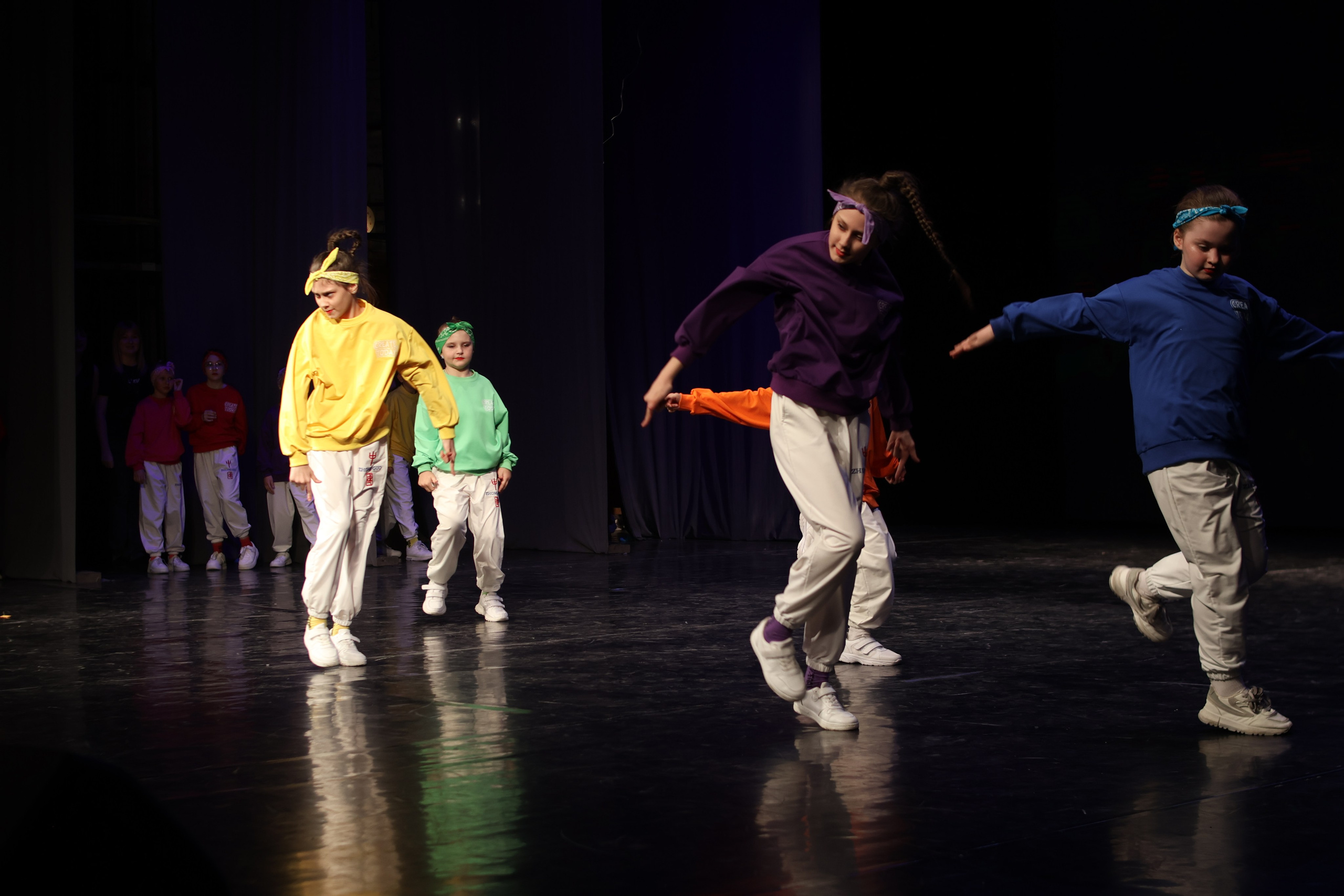 13 апреля, г. Томск. Золотое яблочко