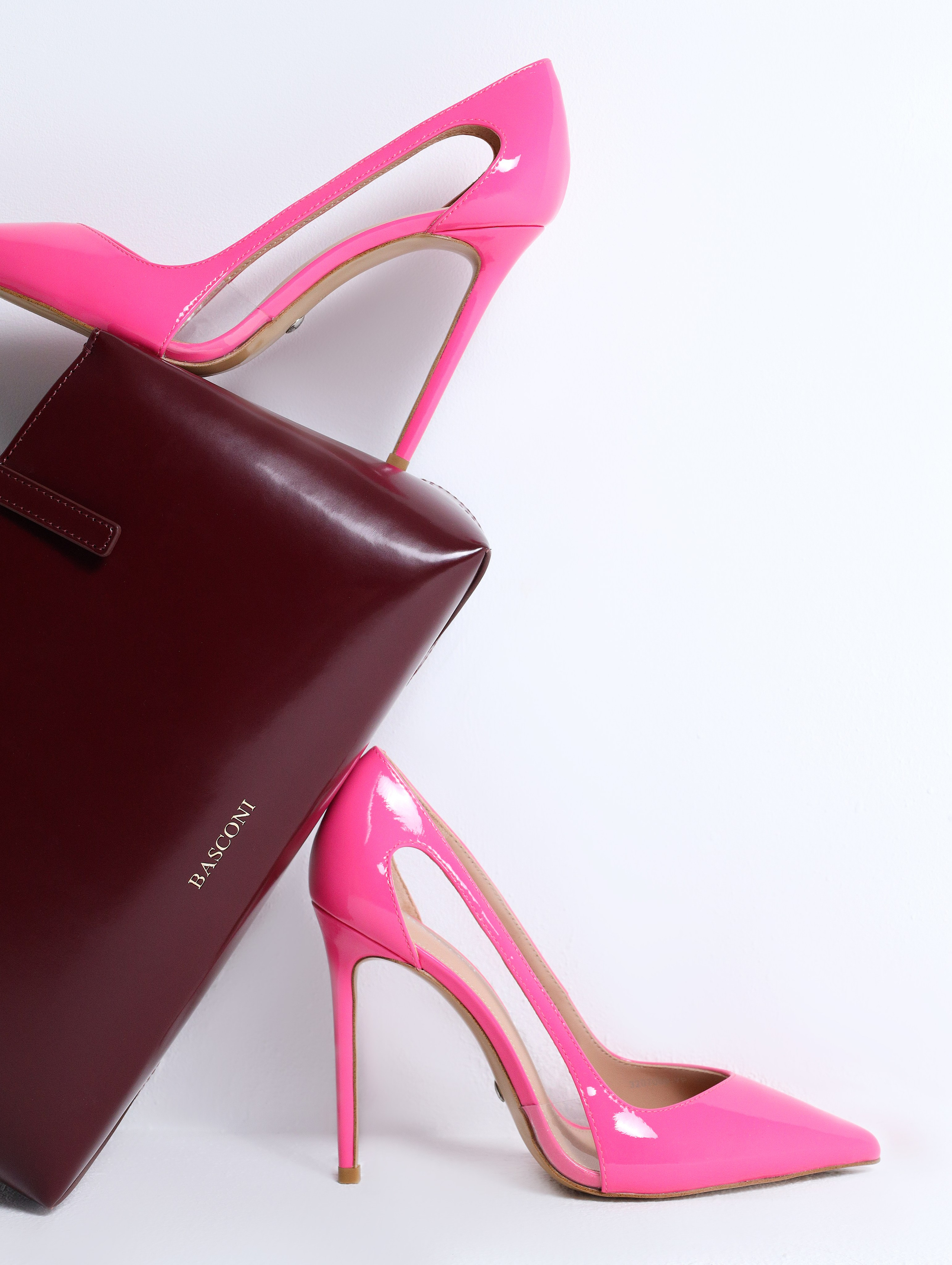 Basconi Summer Y'25. Предметный фотограф Артём Йома