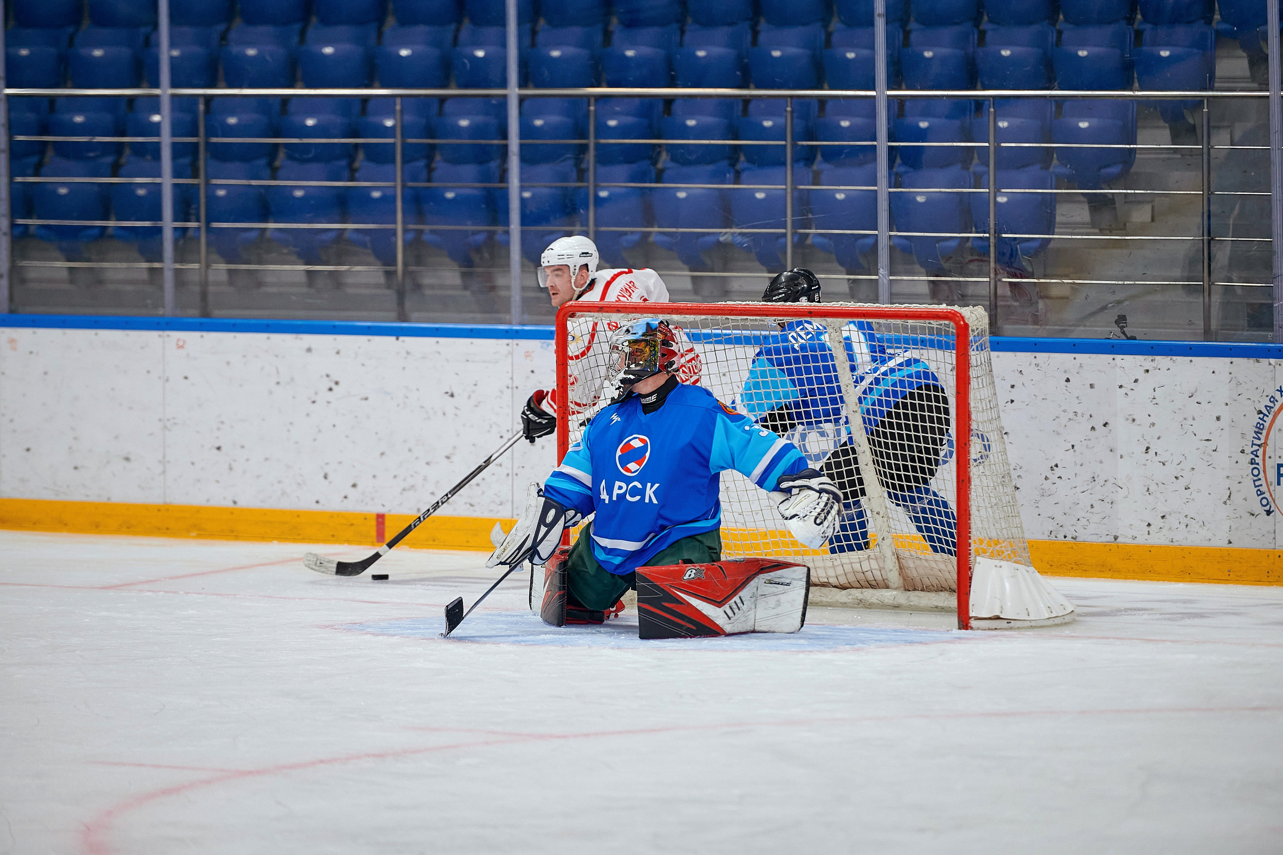 Портфолио репортажной фотосъёмки: Кристалл арена — Хоккей — РусГидро. Фотограф Яковлев Роман — Красноярск