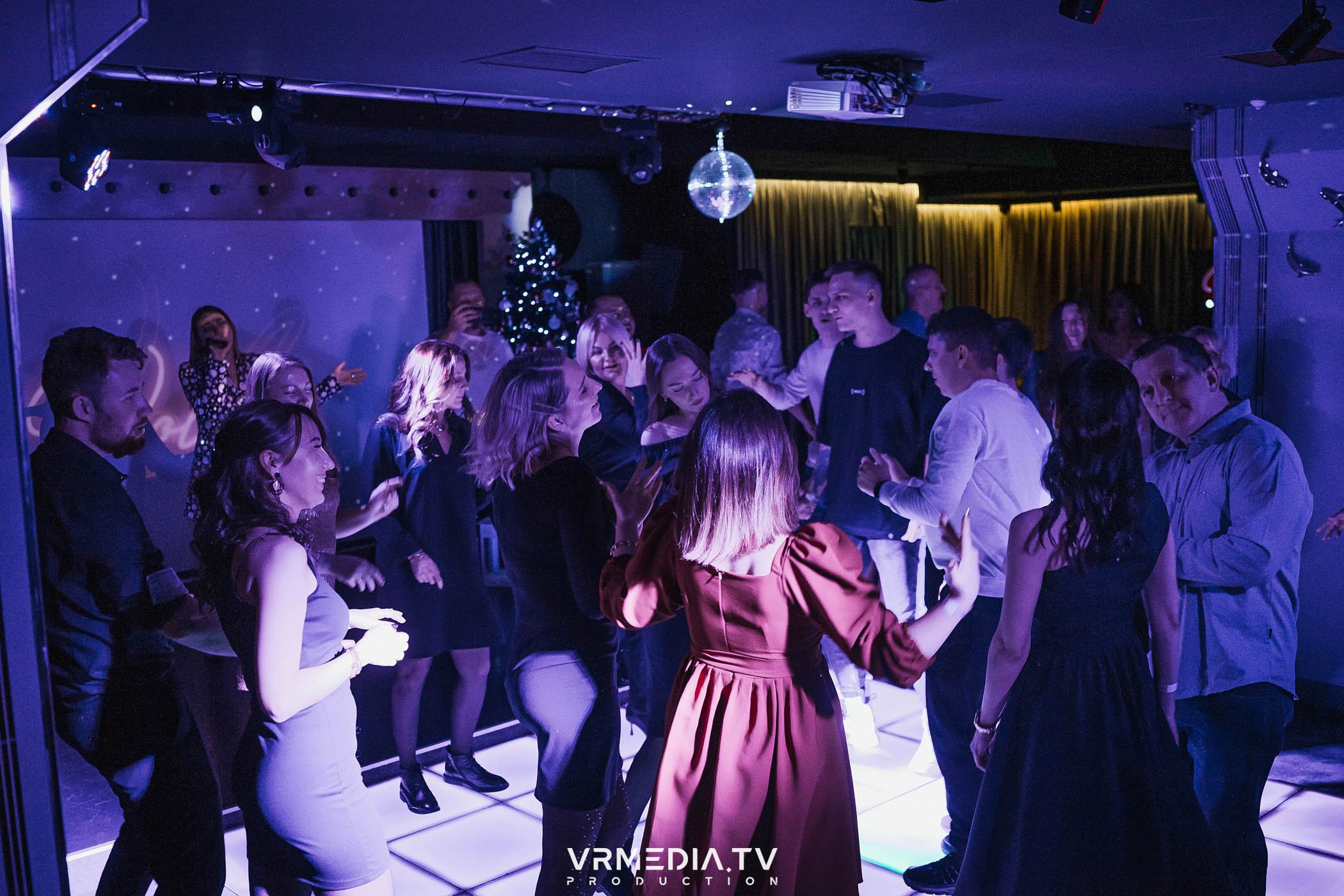 Новогодний вечер в РК «Volna»