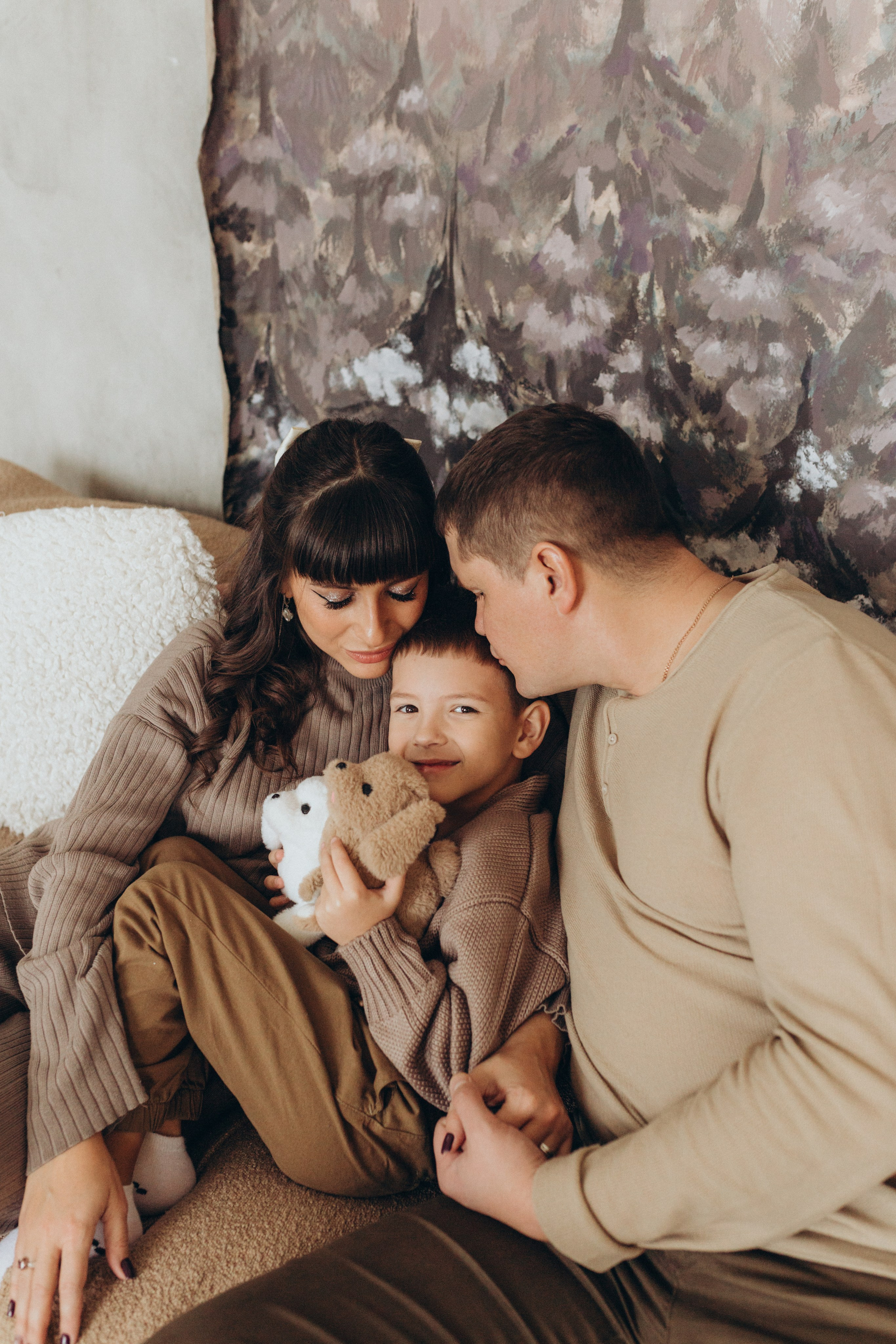 Юля, Вова и Тимочка. Фотограф Кемерово Анастасия Ларионова