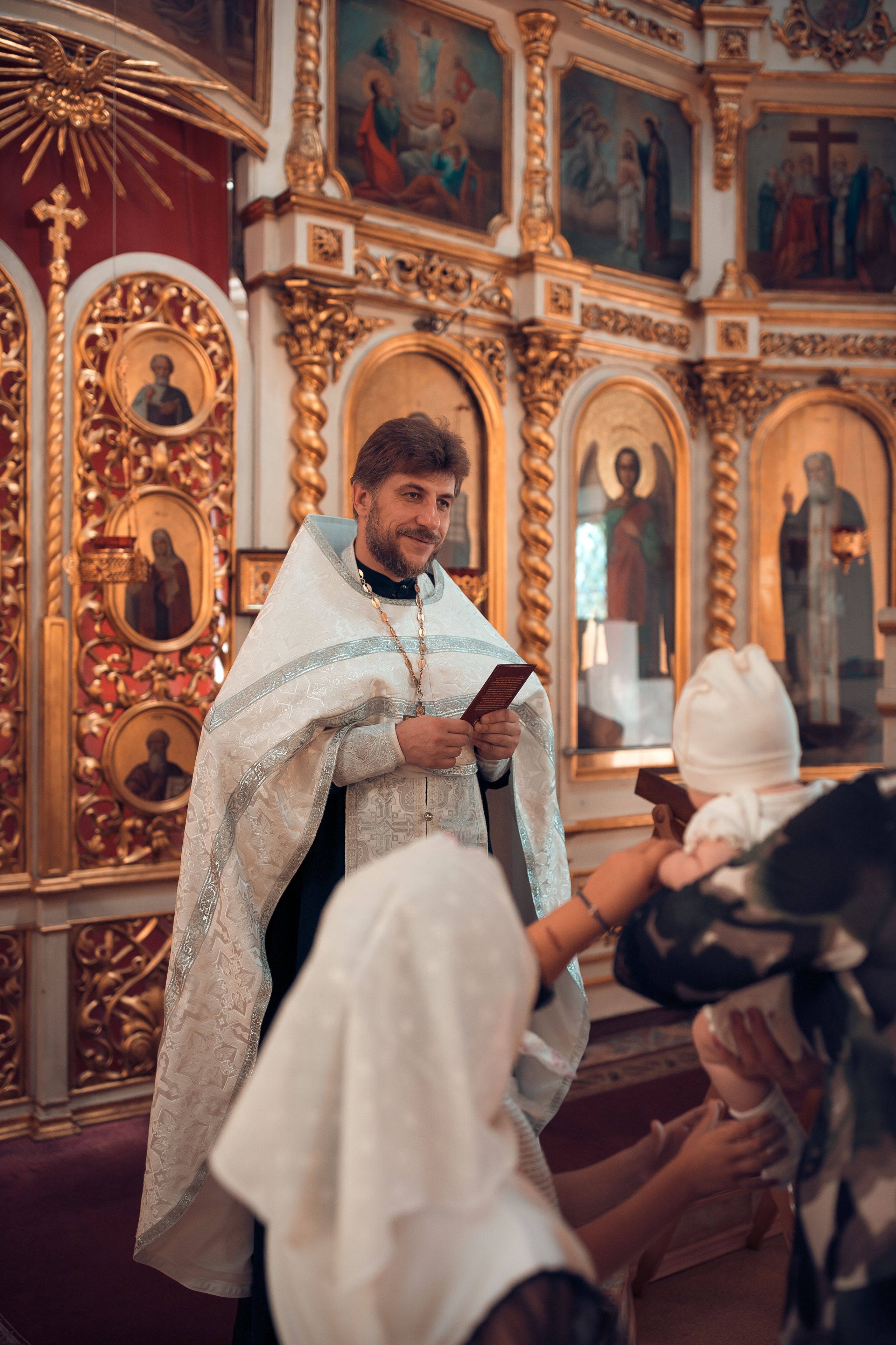 Крещение Софии Свято-Троицкий Собор. Фотограф на Крещение и Венчание в Красноярске Рамазанова Юлия