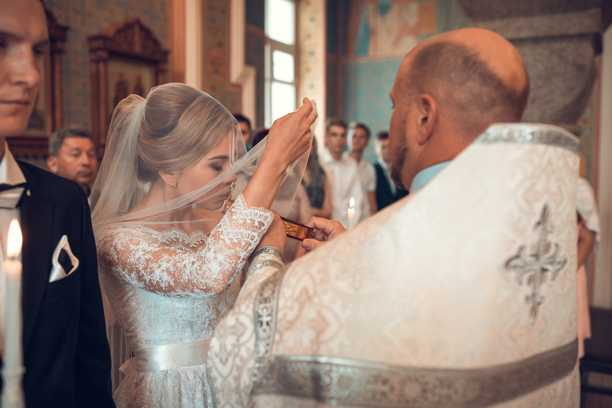 Иван и Анастасия. Фотограф на Крещение и Венчание в Красноярске Рамазанова Юлия