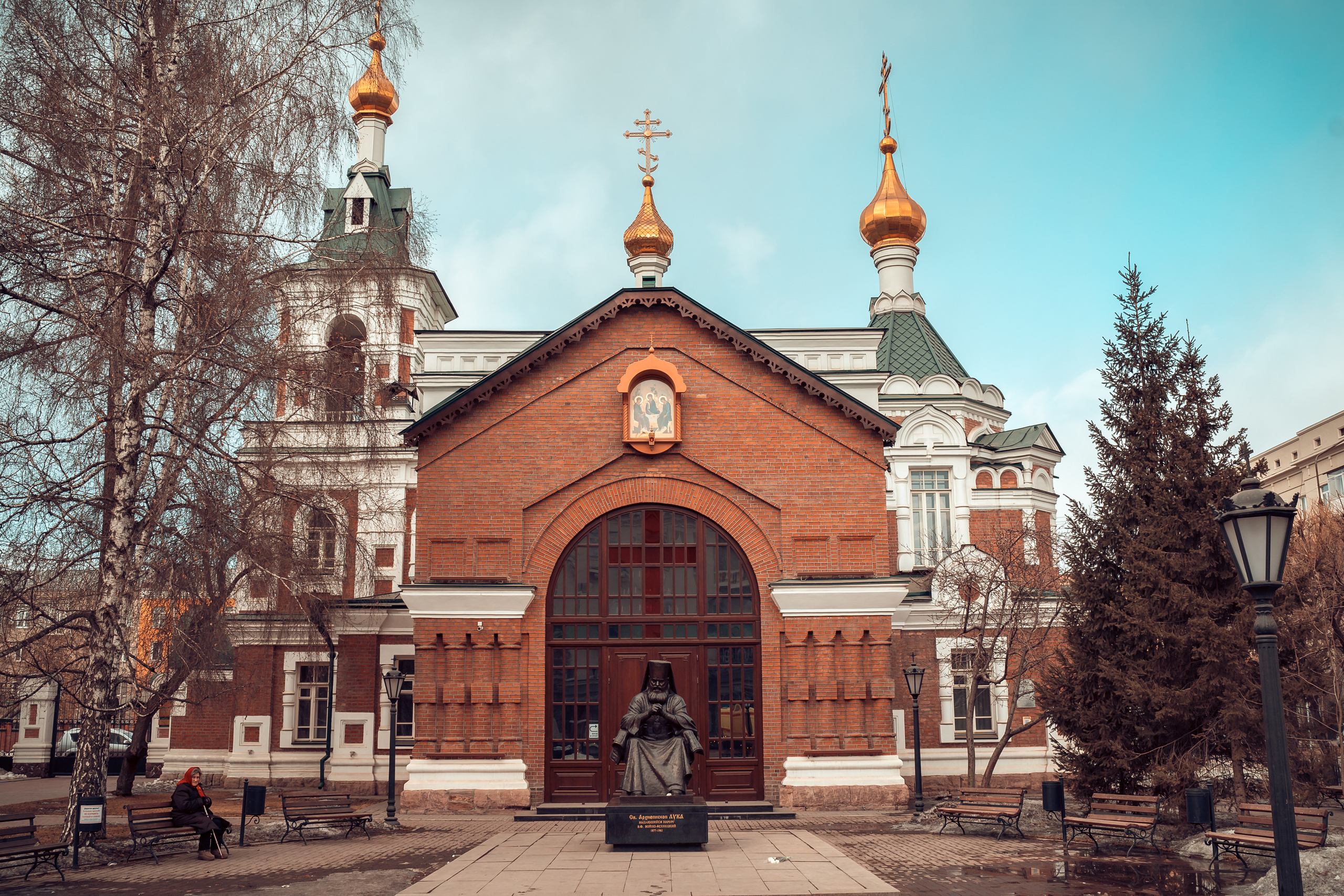 Храмы и церкви в Красноярске и Красноярском крае. Фотограф на Крещение и Венчание в Красноярске Рамазанова Юлия